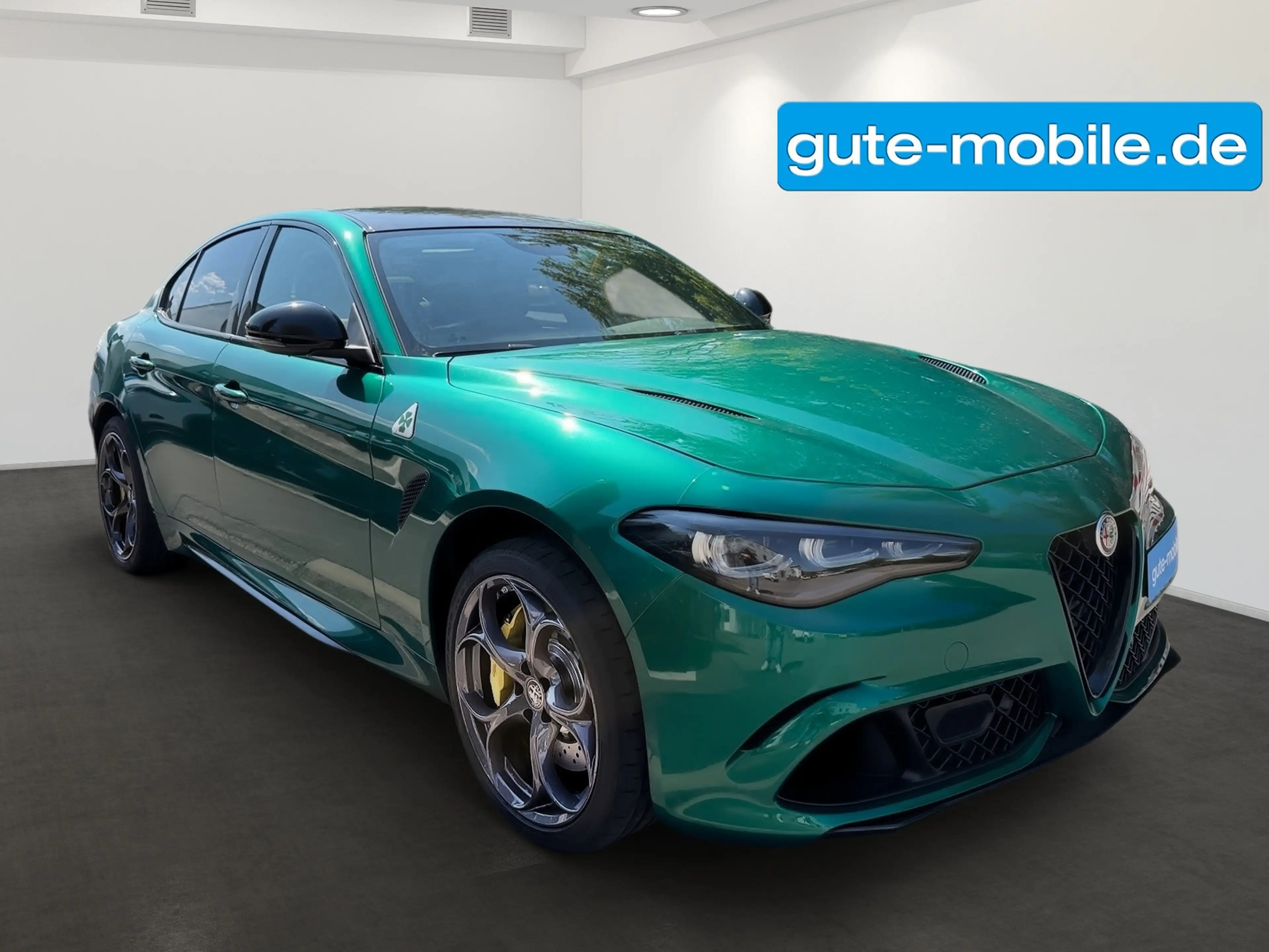 Alfa Romeo Giulia Quadrifoglio ORO I CARBONDACH | AKRA — photo 5