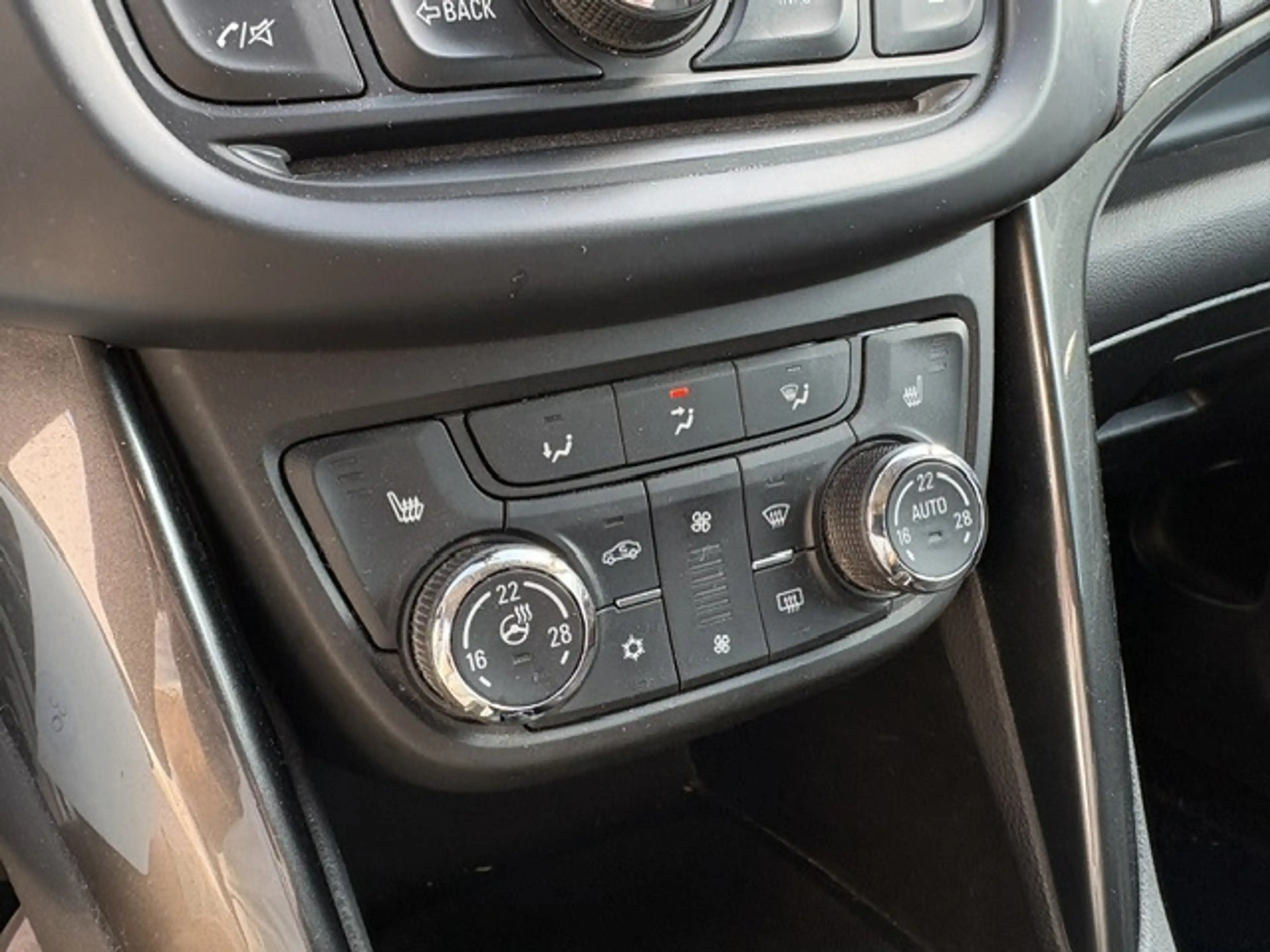 Opel Zafira Tourer 1.6 CNG Edition volle uitvoering ! — photo 14