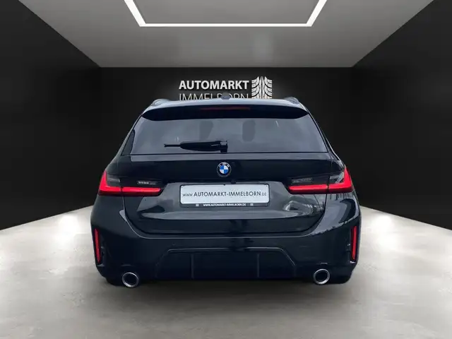 BMW 3 Series view 6