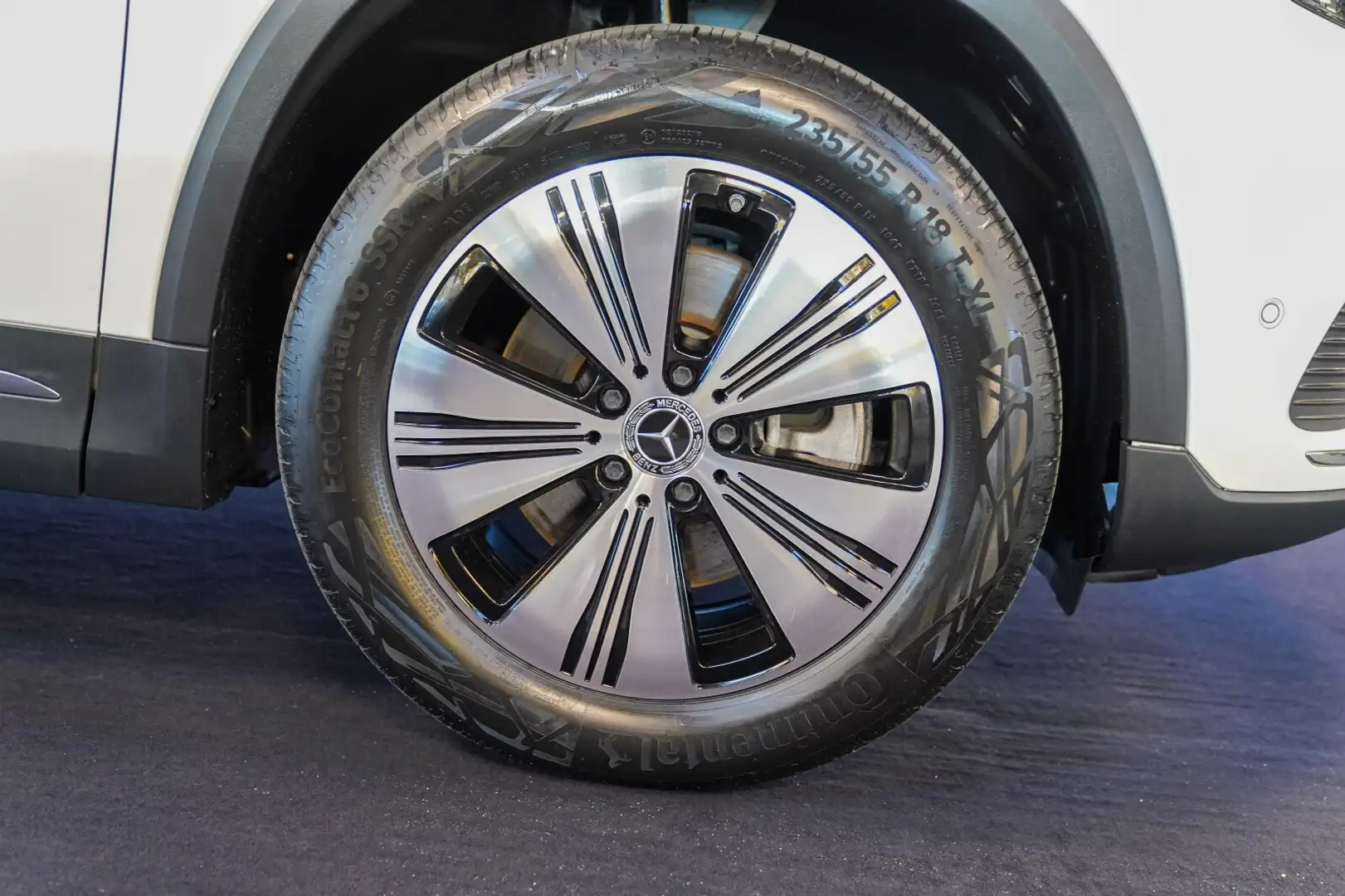 Mercedes-Benz EQA 250 EQA 250 Progressive Leder CarPlay Kamera Totwink Weiß - 2