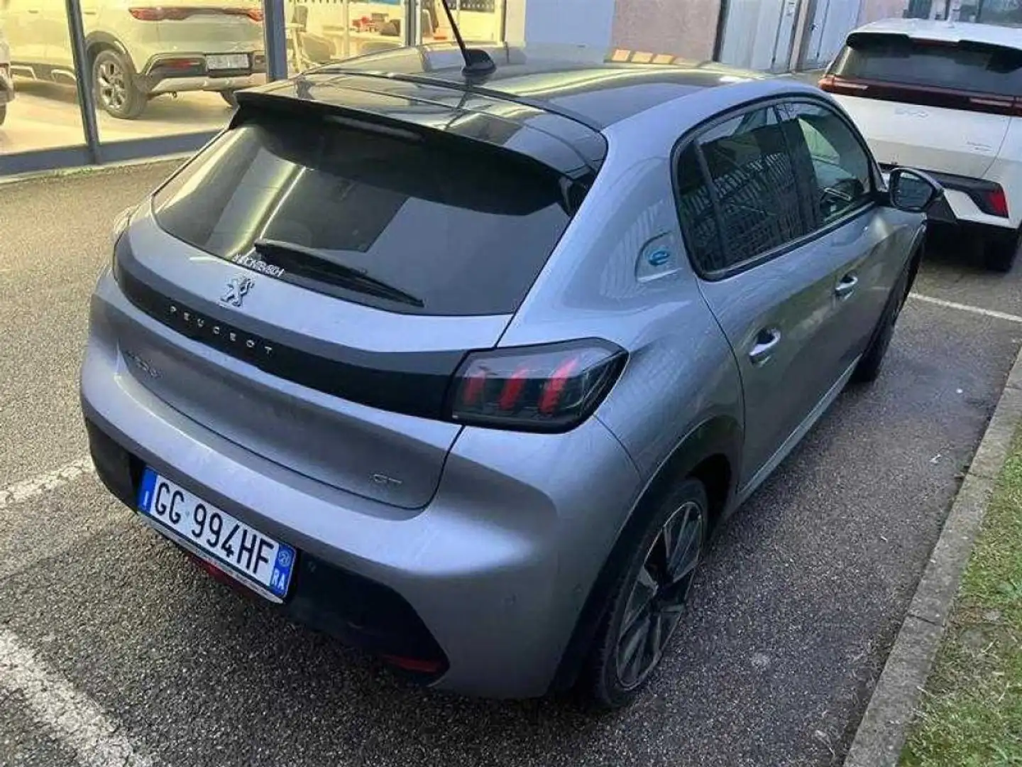 Peugeot 208 motore elettrico 136 CV 5 porte GT Gris - 2