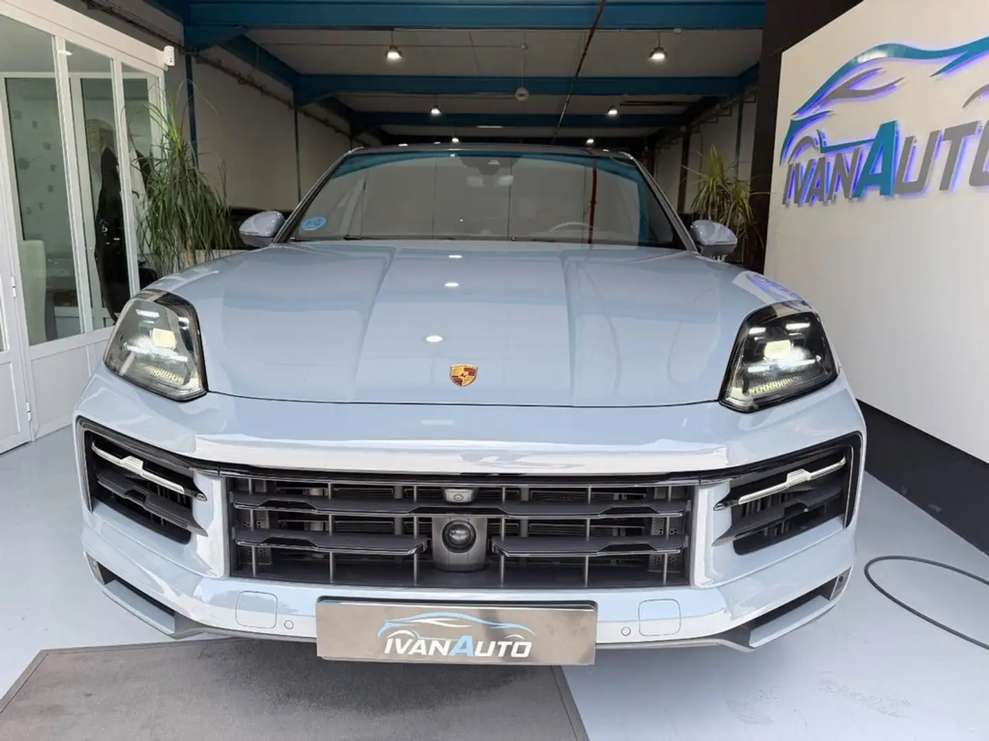 Porsche Cayenne Coupe EHybrid Gris - 2