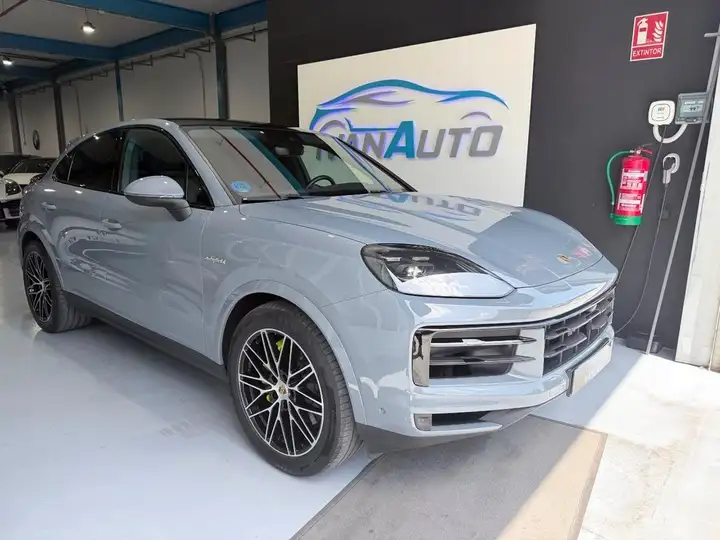 Porsche Cayenne 2024