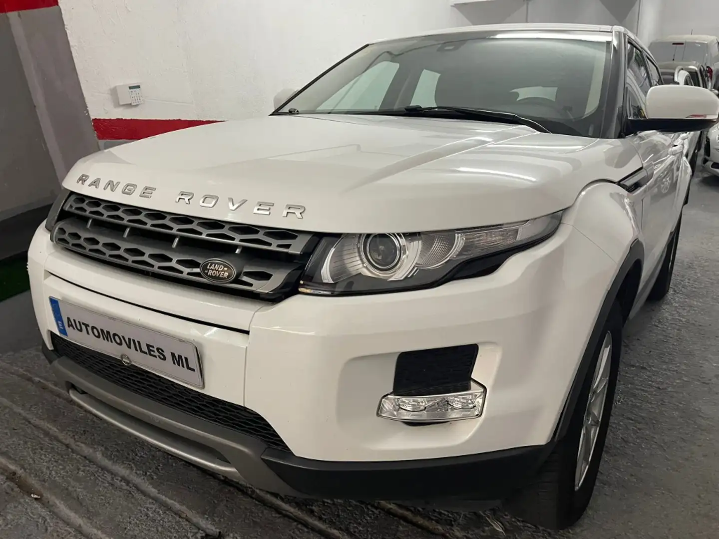 Land Rover Range Rover Evoque 2.2L eD4 Pure 4x2 - 1