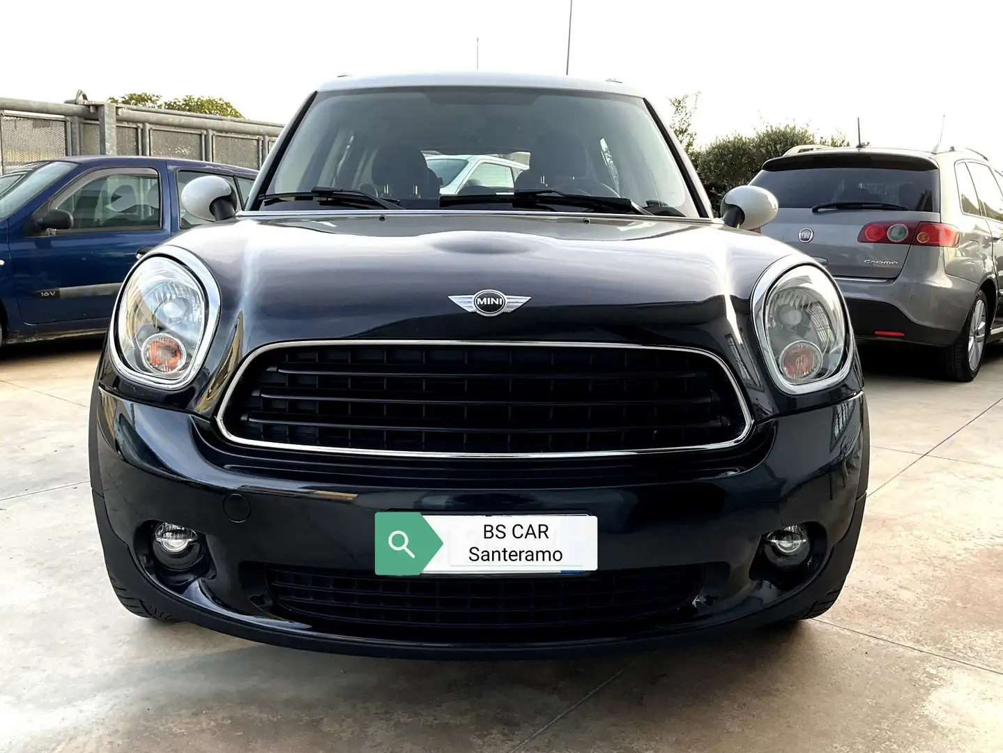 MINI Countryman D - 1