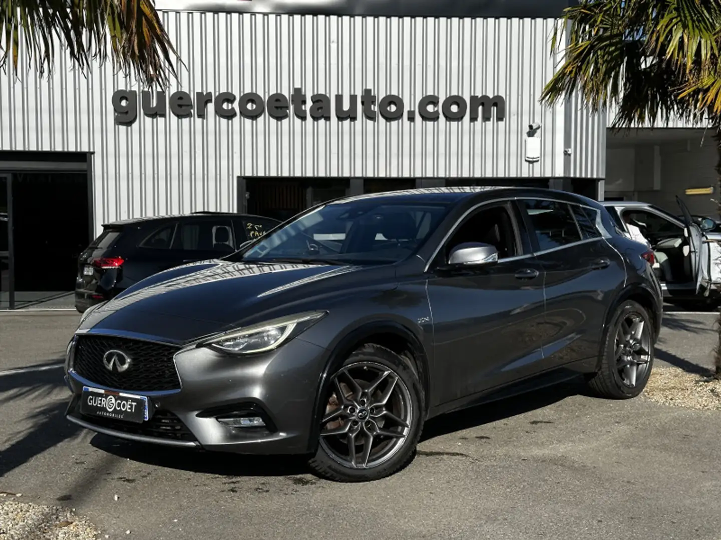 Infiniti Q30 2.2D 170CH PREMIUM DCT7 Gris - 1