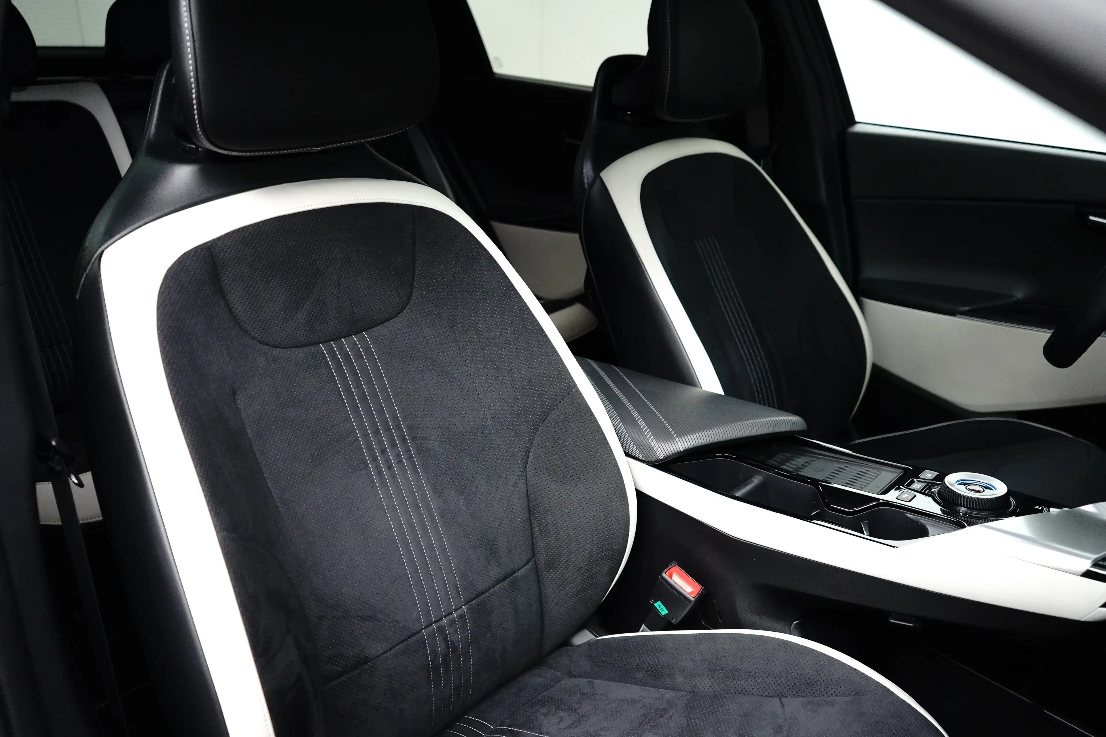 Kia EV6 Plus AWD 77.4 kWh | Schuif-/hefdak elektrisch (Gla — photo 6
