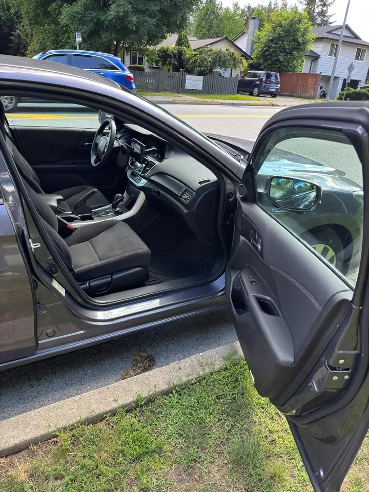 Honda Accord photo Honda Accord