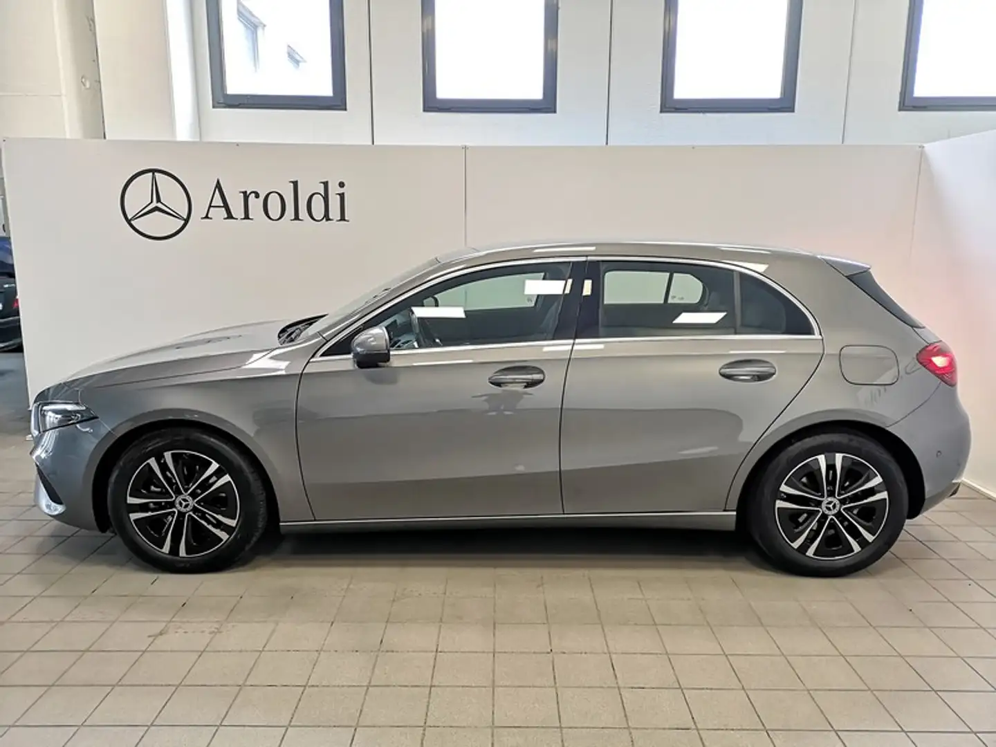 Mercedes-Benz A 180 PROGRESSIVE ADVANCED+CARPLAY+NO VINCOLO FINANZIAM. Grau - 2