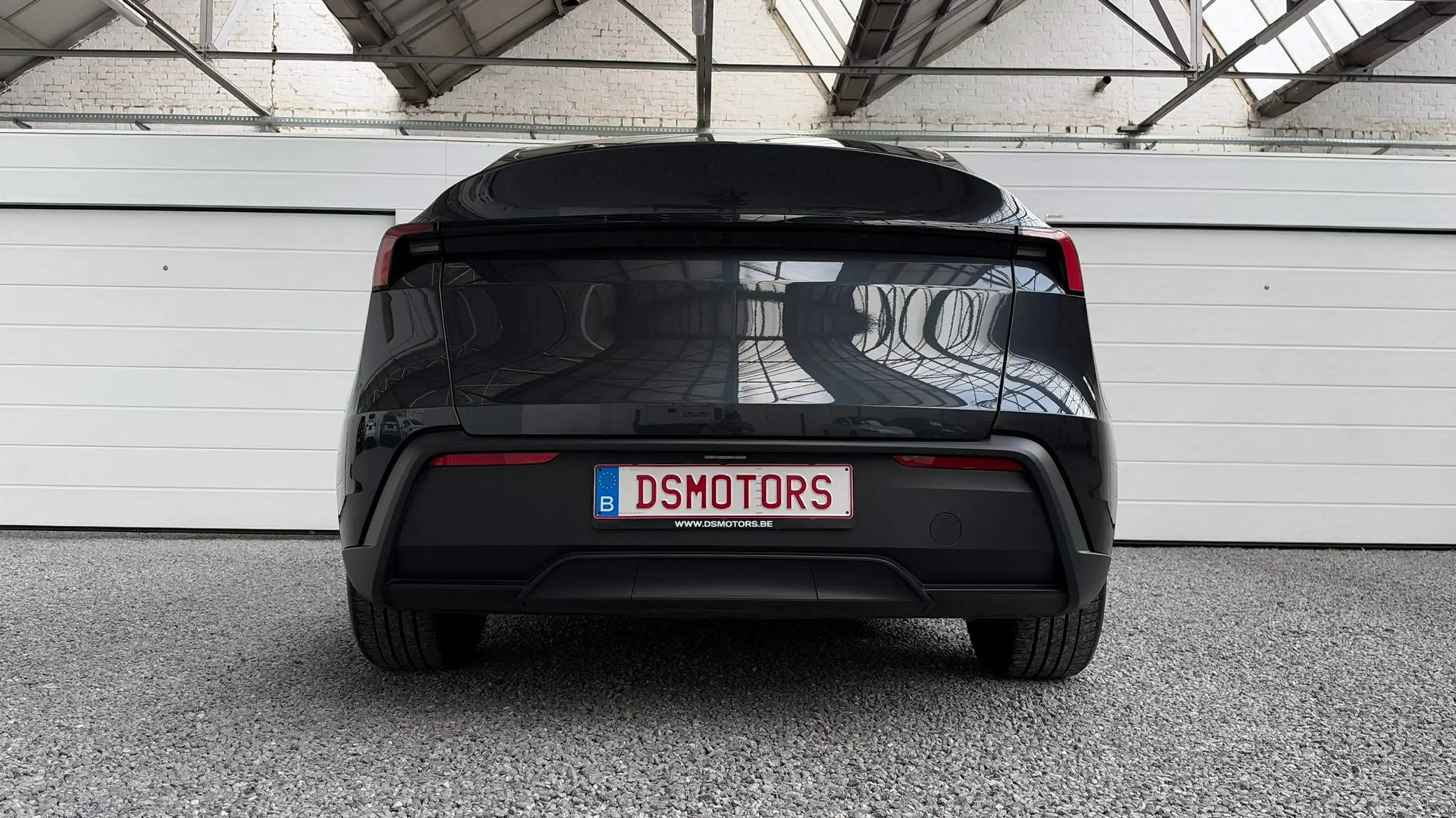 Tesla Model Y Juniper RWD Standard | Stealth Grey | LFP batterij | HW4 | 6 maand oud! — photo 12