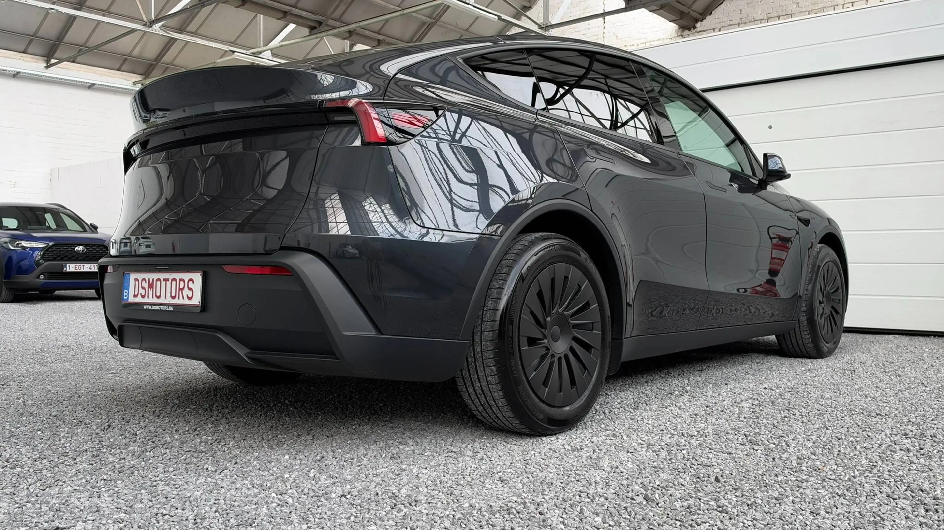 Tesla Model Y Juniper RWD Standard | Stealth Grey | LFP batterij | HW4 | 6 maand oud! — photo 15