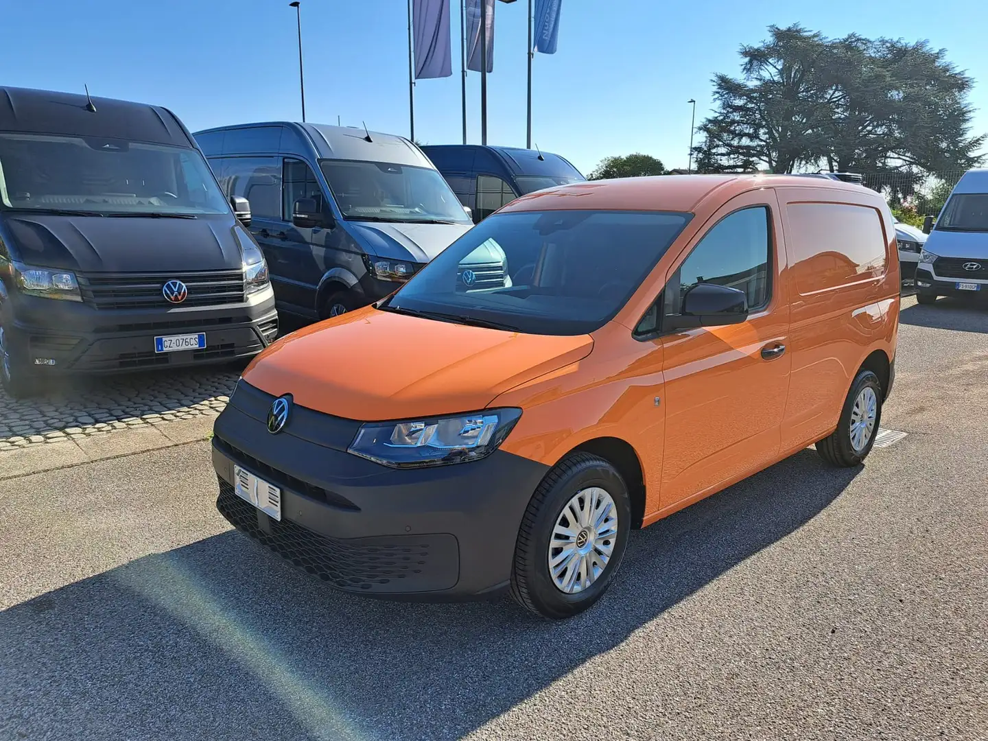 Volkswagen Caddy cargo 2.0 tdi 102cv business my24 Arancione - 1