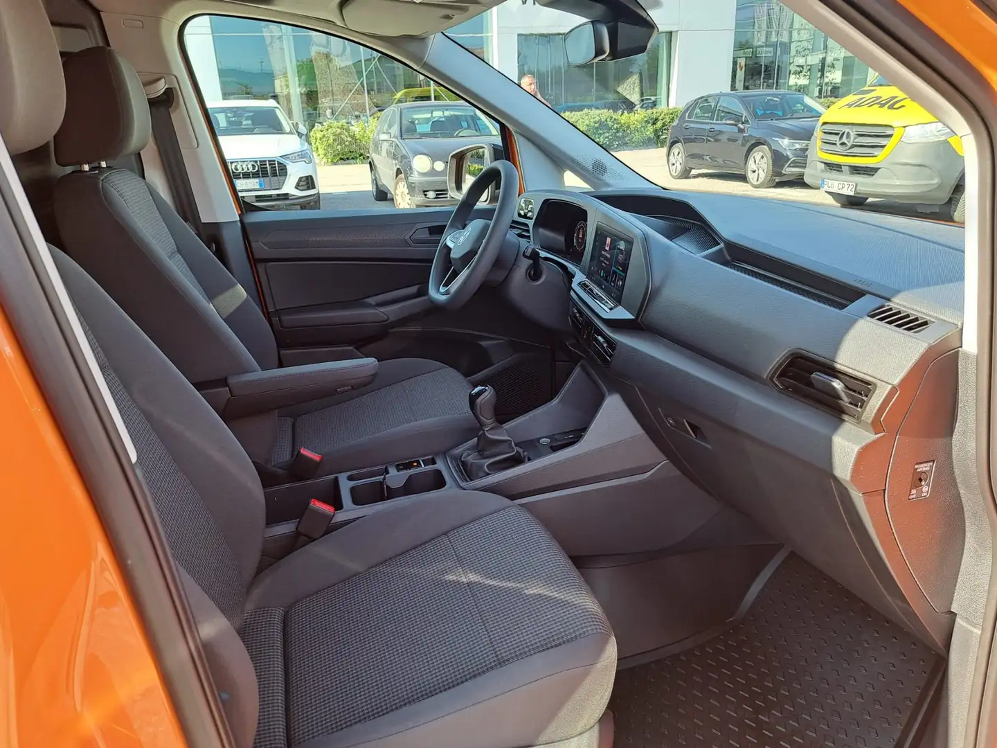 Volkswagen Caddy cargo 2.0 tdi 102cv business my24 Arancione - 2