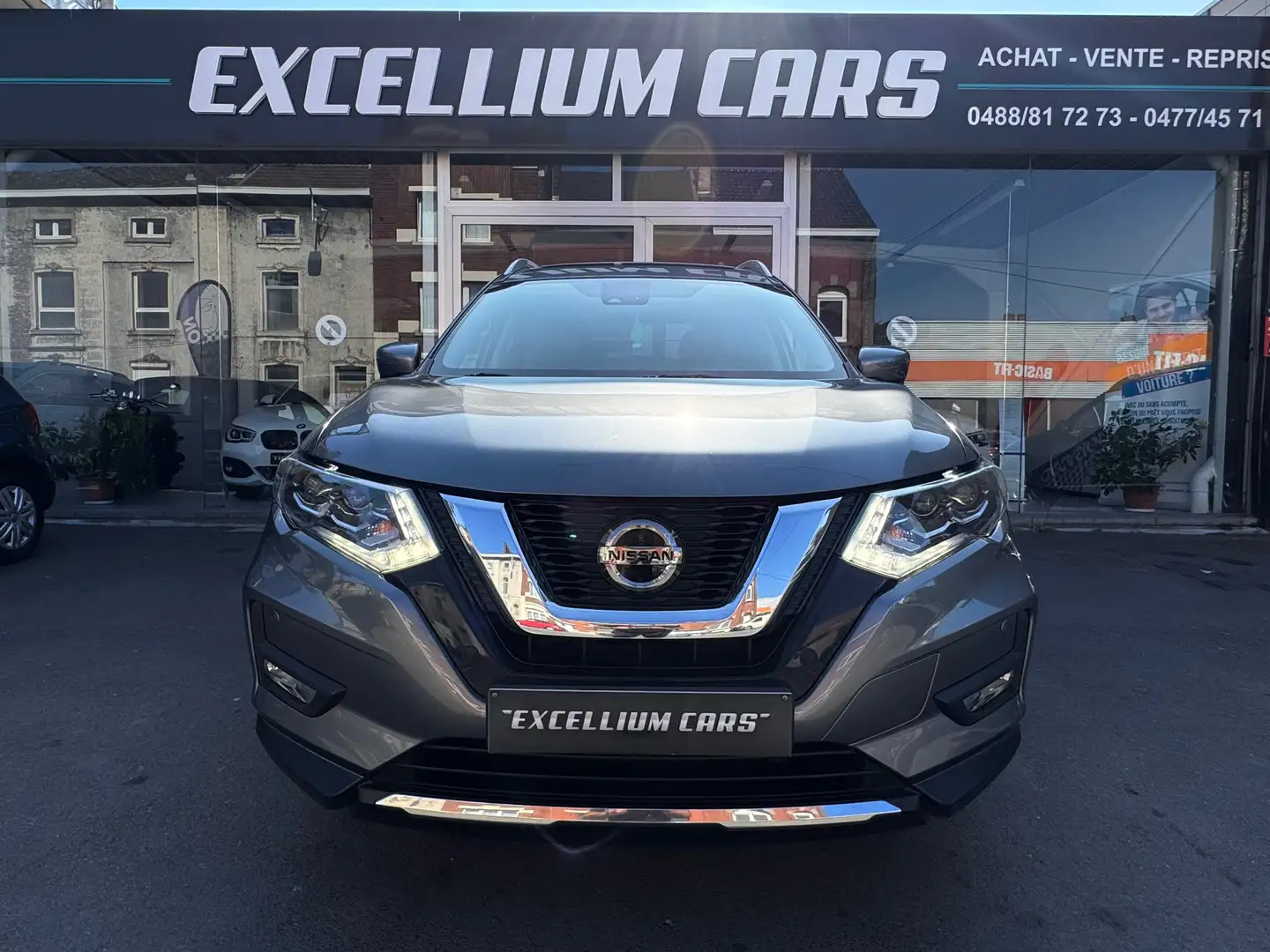 Nissan X-Trail 1.7 dCi 2WD Toit Pano Feux Matrix Cuir Camera 360 Grijs - 2