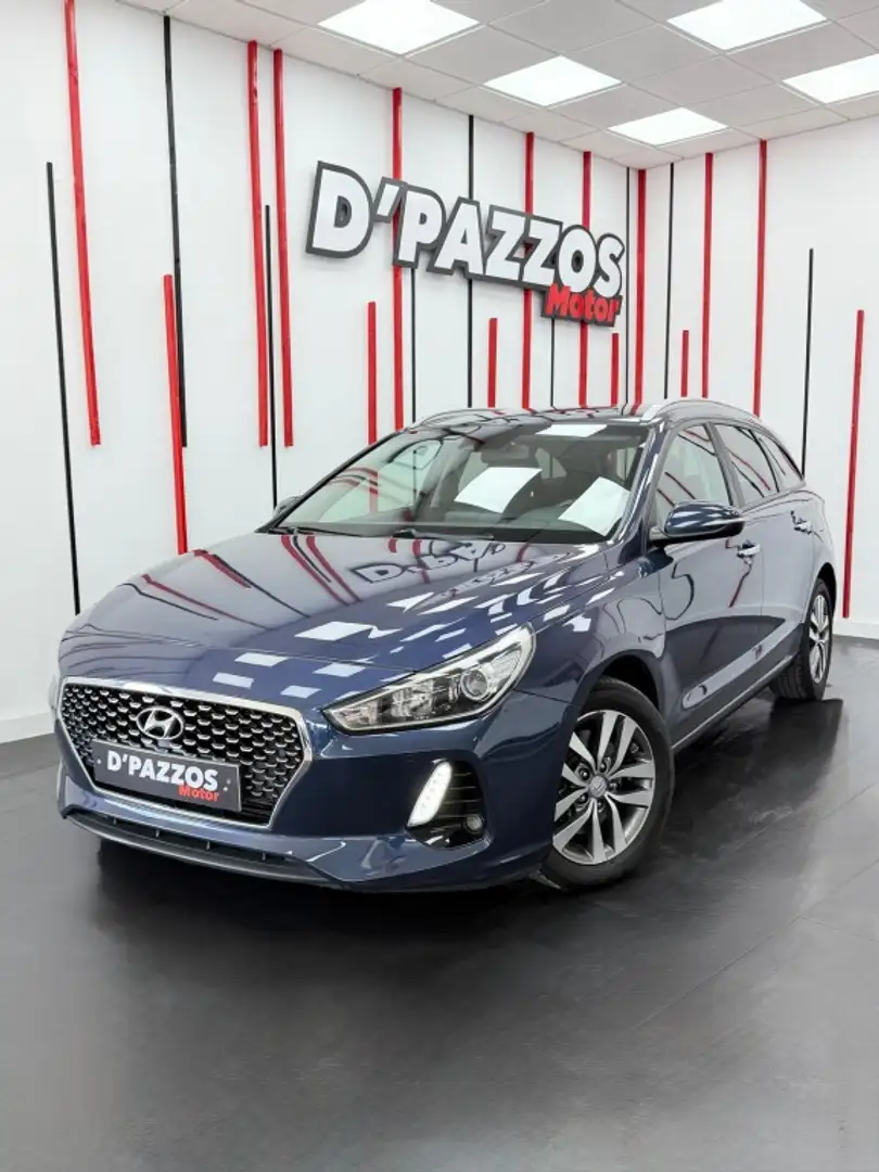 Hyundai i30 CW 1.6CRDi Tecno Sky 110 Azul - 1