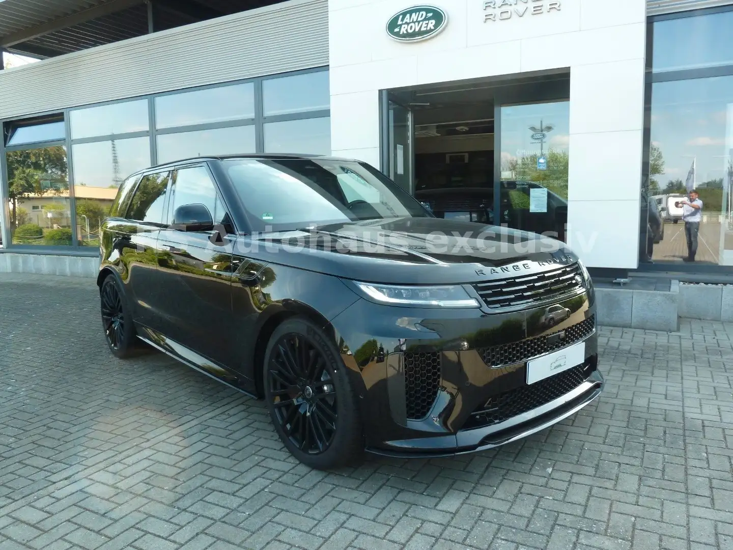 Land Rover Range Rover Sport RR Sport SV P635 Edition One el.AHK Panorama Schwarz - 1