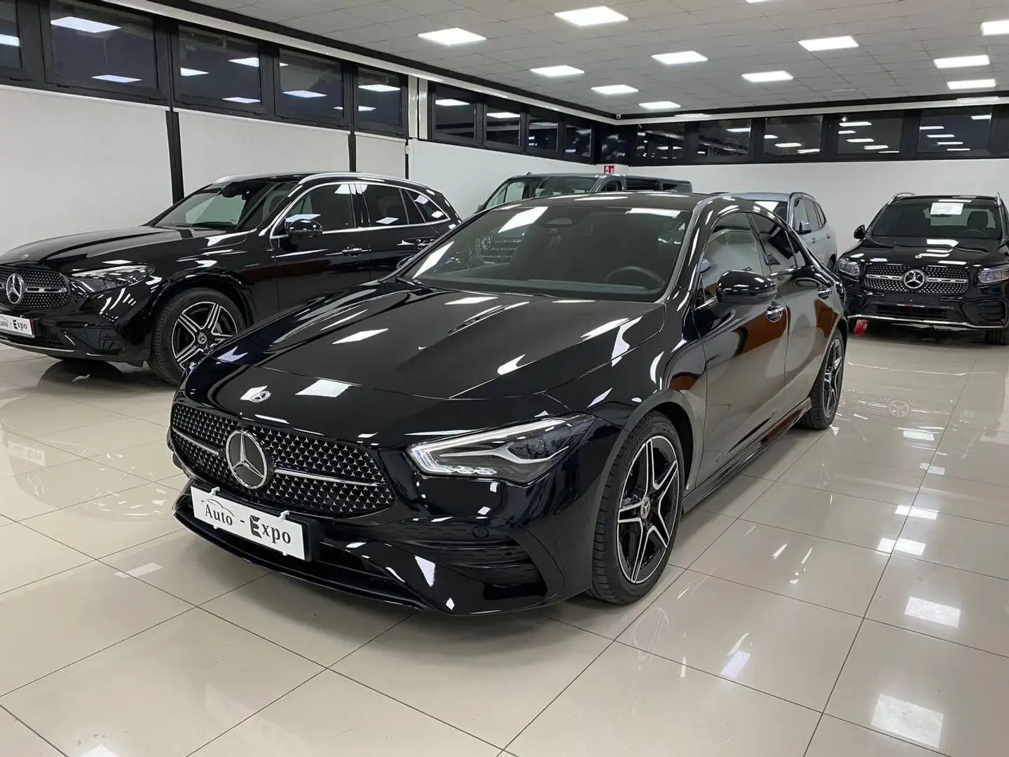 Mercedes-Benz CLA 180 CLA Coupe 180 Amg line Nero - 1