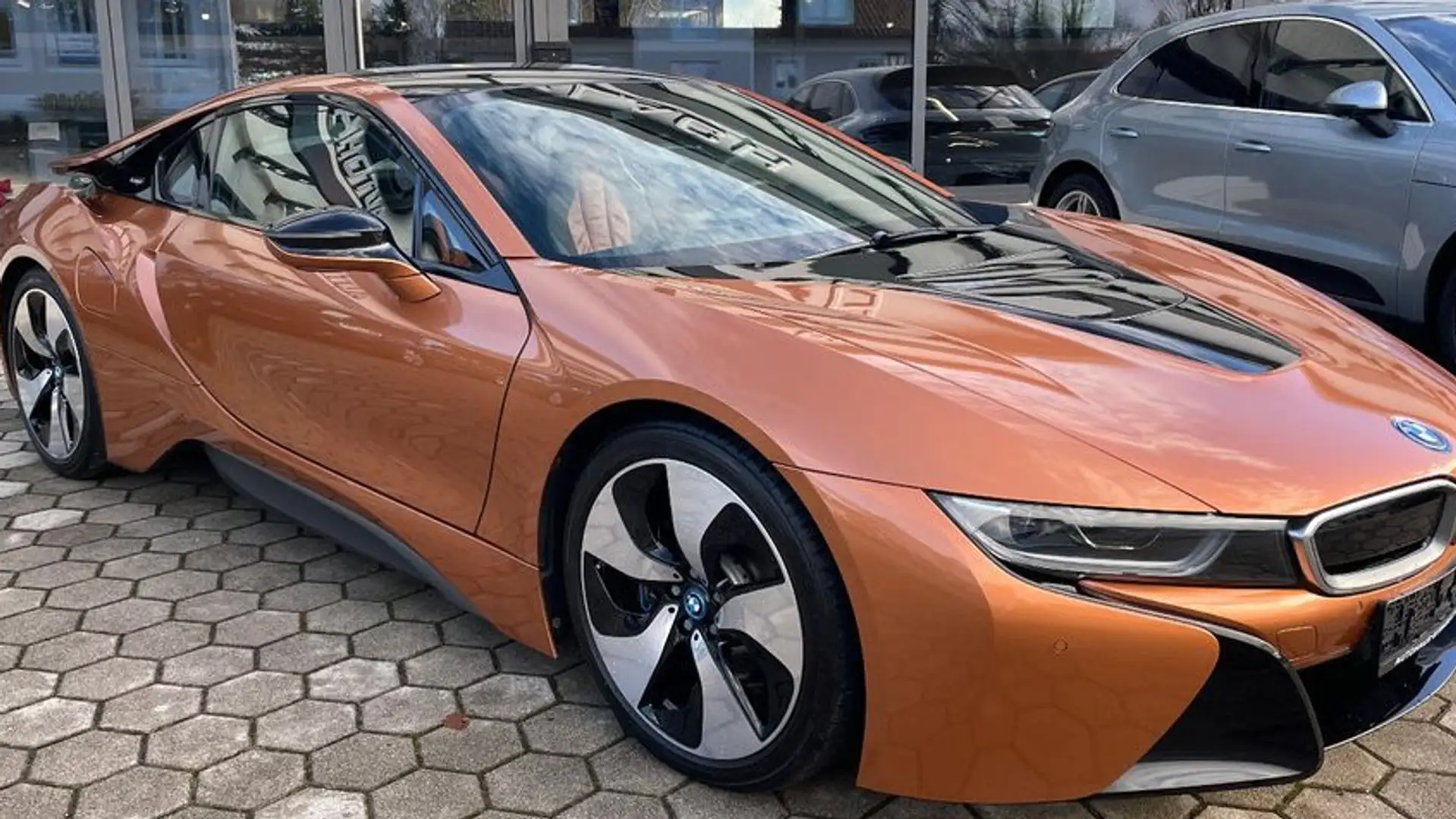 BMW i8 Coupé Pomarańczowy - 2