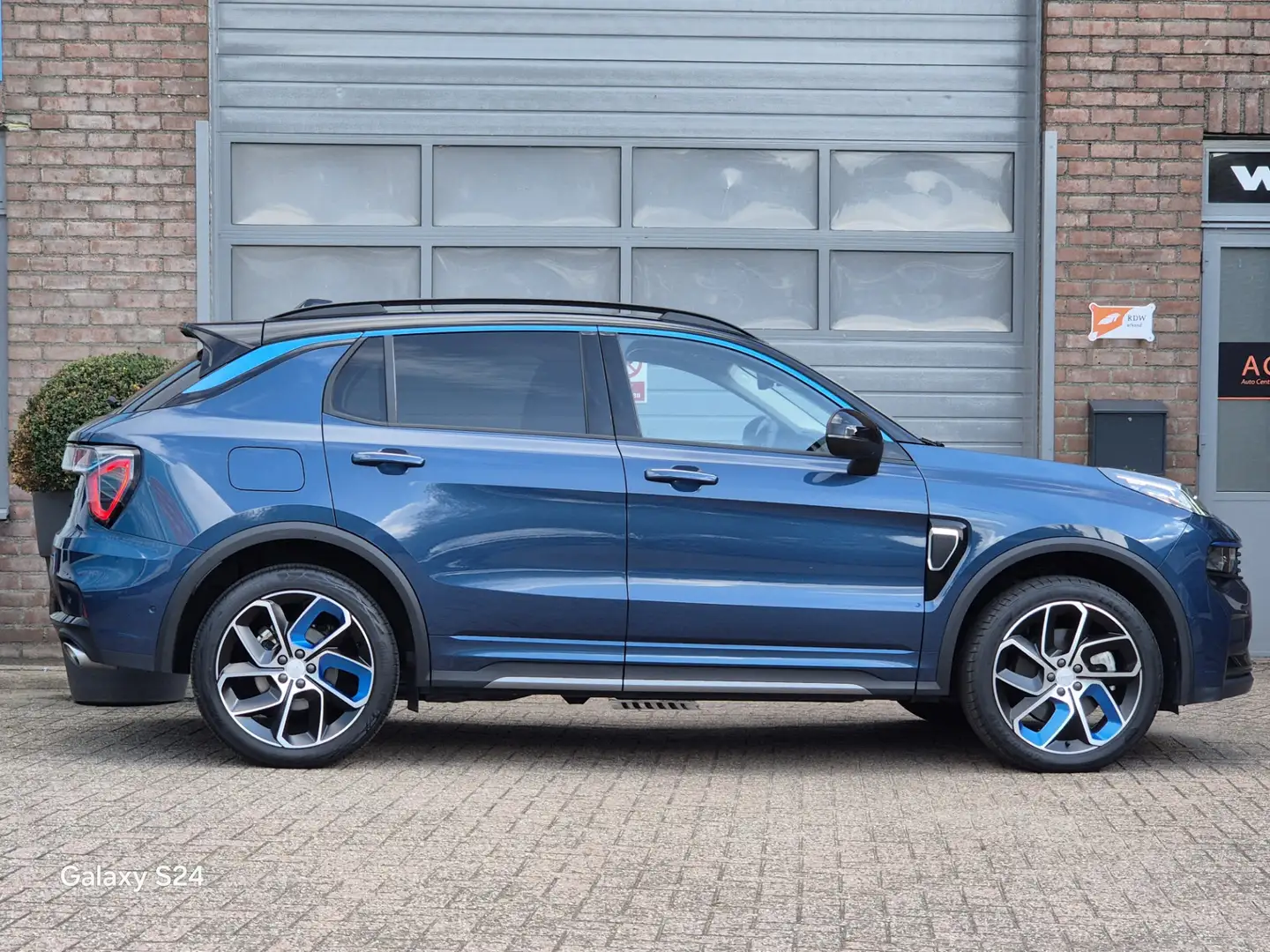 Lynk & Co 01 1.5 Schuifdak Azul - 2