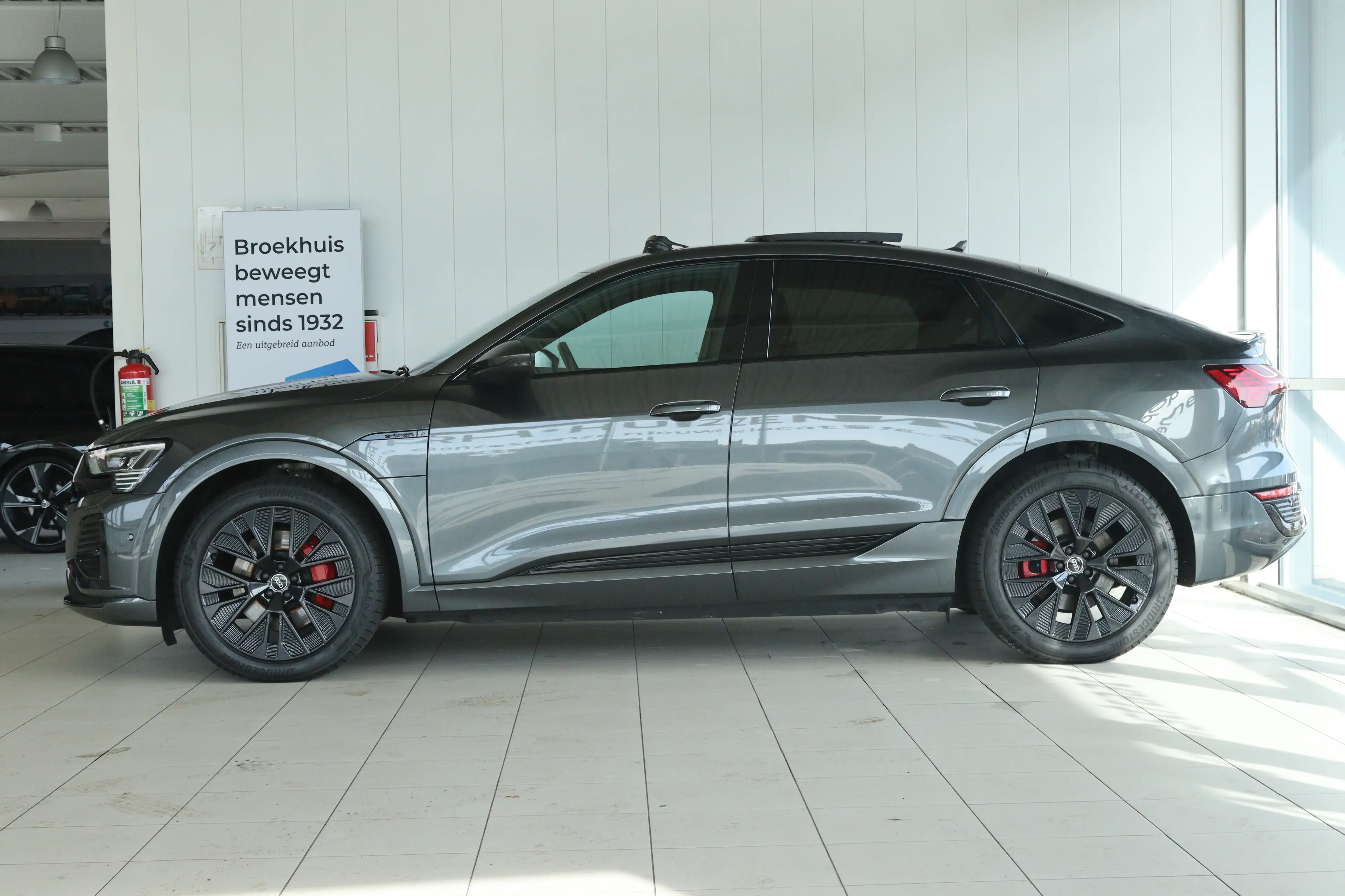 Audi Q8 e-tron Sportback 55 quattro S Edition Competition 115 kWh — photo 14