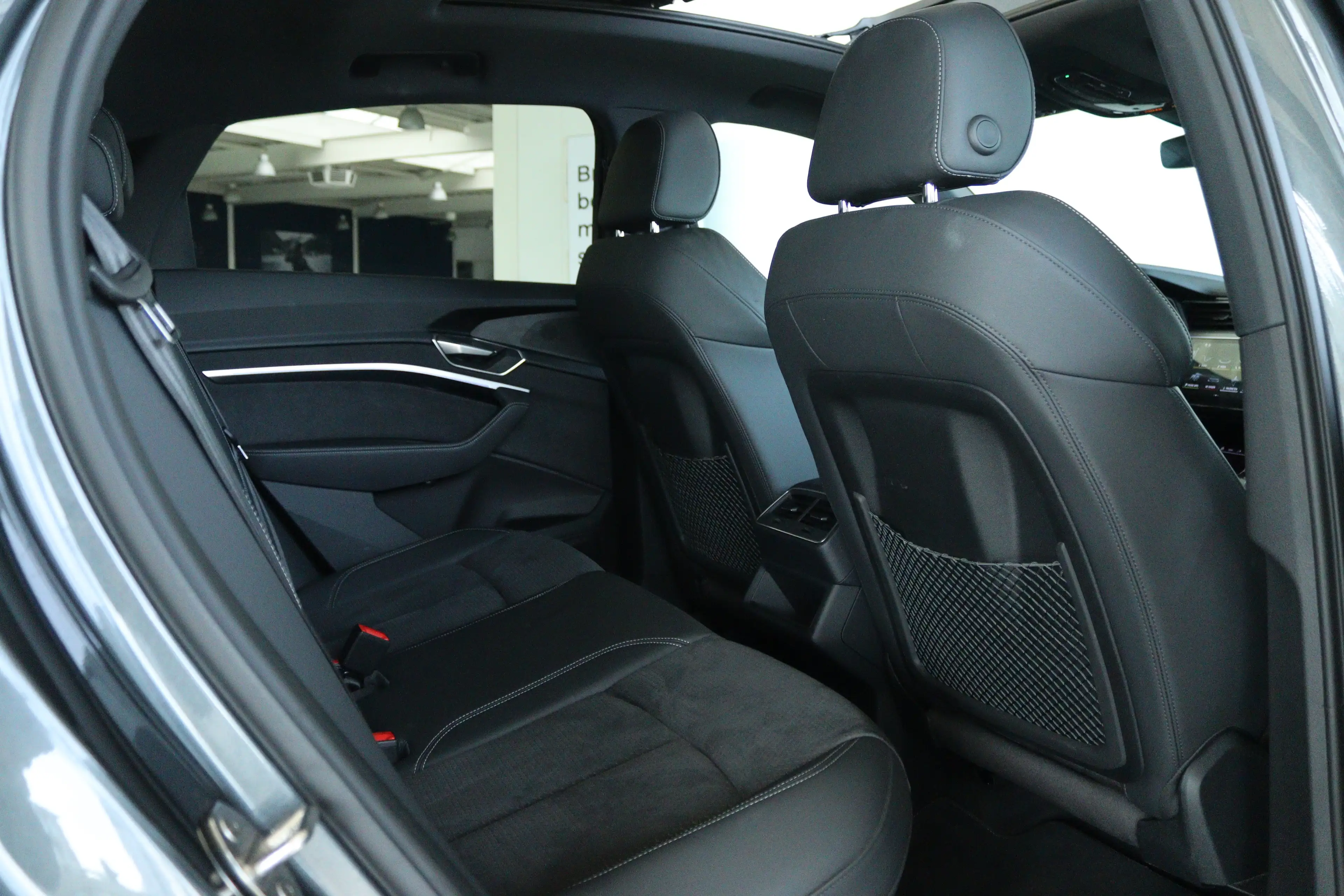 Audi Q8 e-tron Sportback 55 quattro S Edition Competition 115 kWh — photo 25