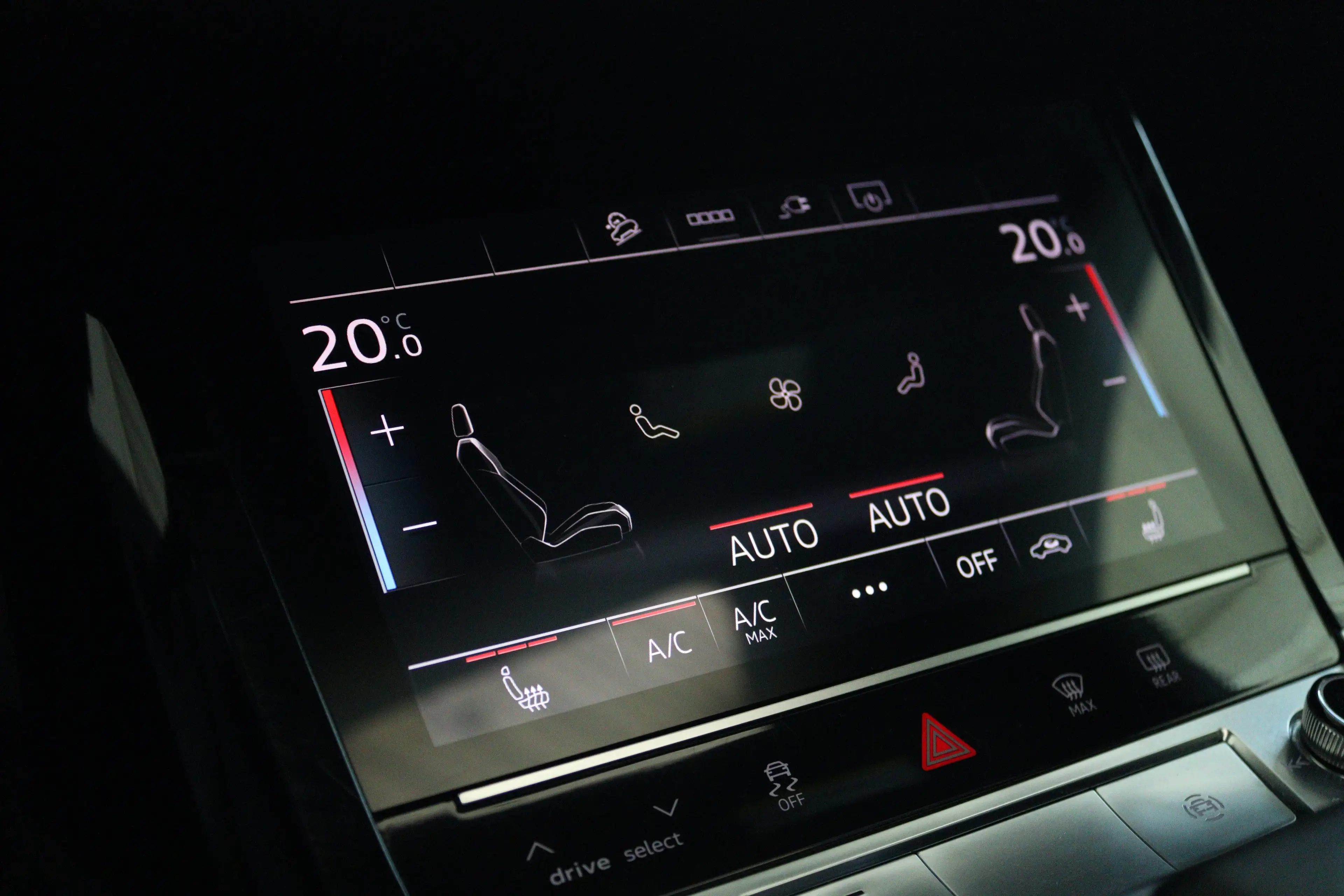 Audi Q8 e-tron Sportback 55 quattro S Edition Competition 115 kWh — photo 34