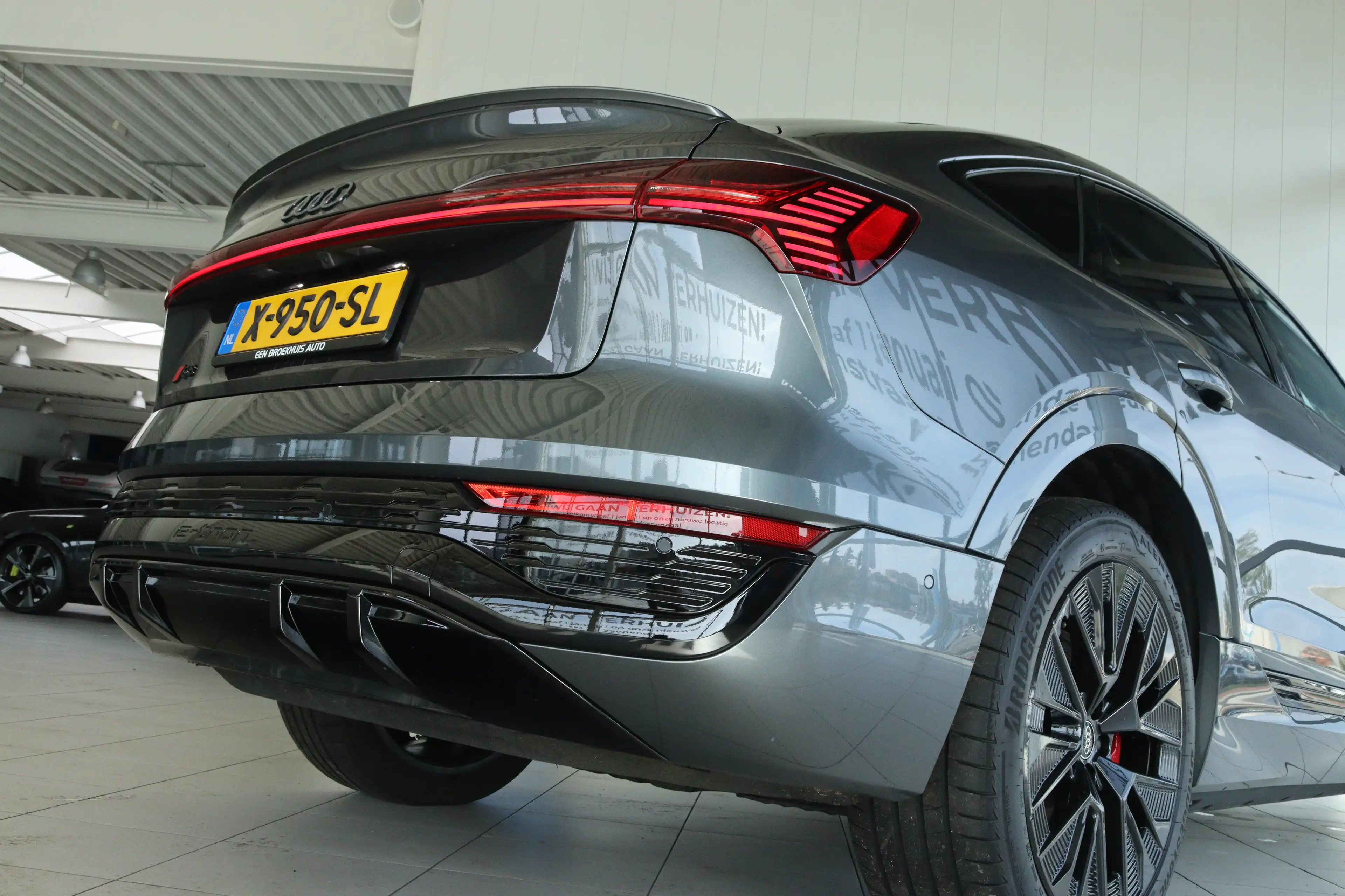 Audi Q8 e-tron Sportback 55 quattro S Edition Competition 115 kWh — photo 19