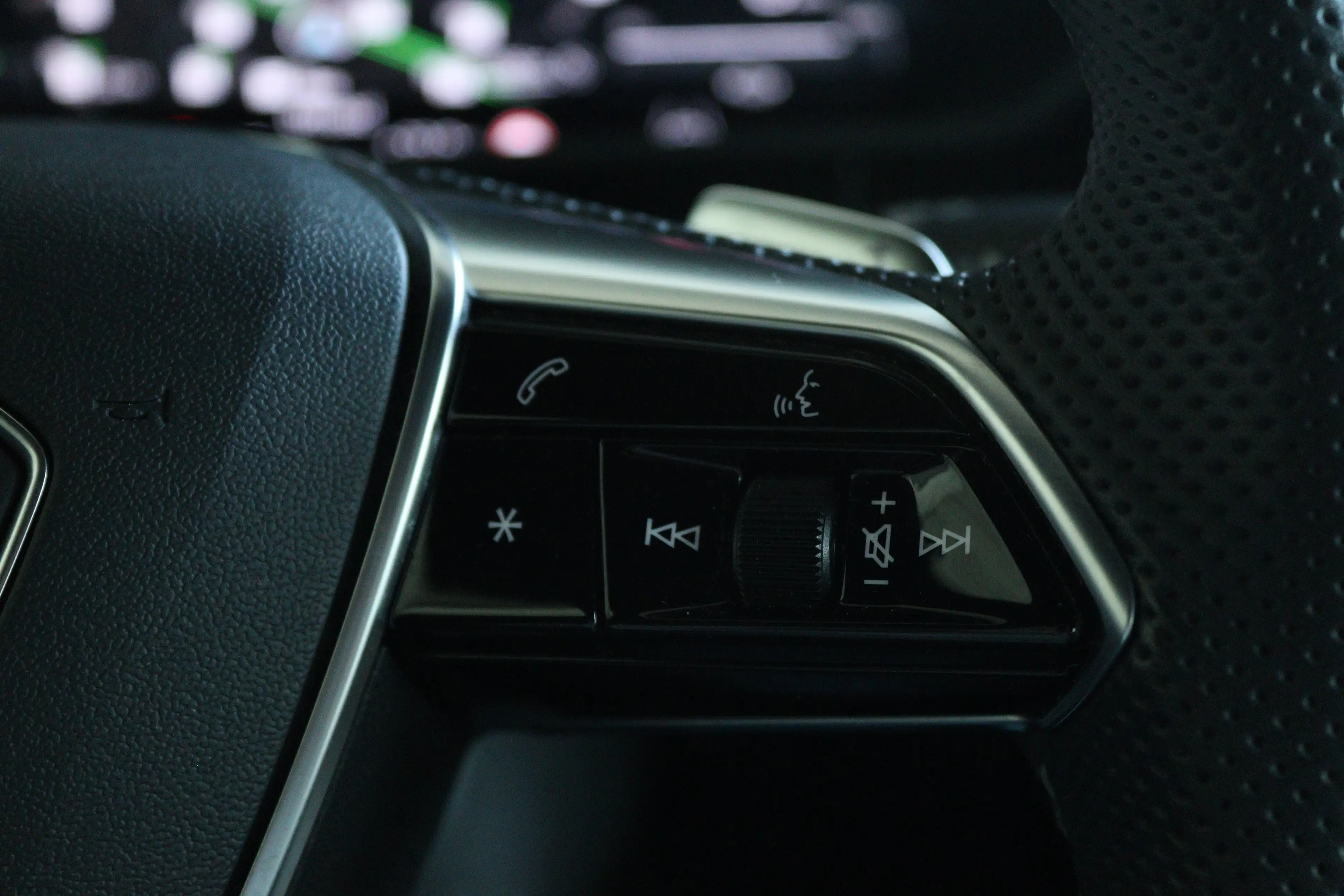 Audi Q8 e-tron Sportback 55 quattro S Edition Competition 115 kWh — photo 48