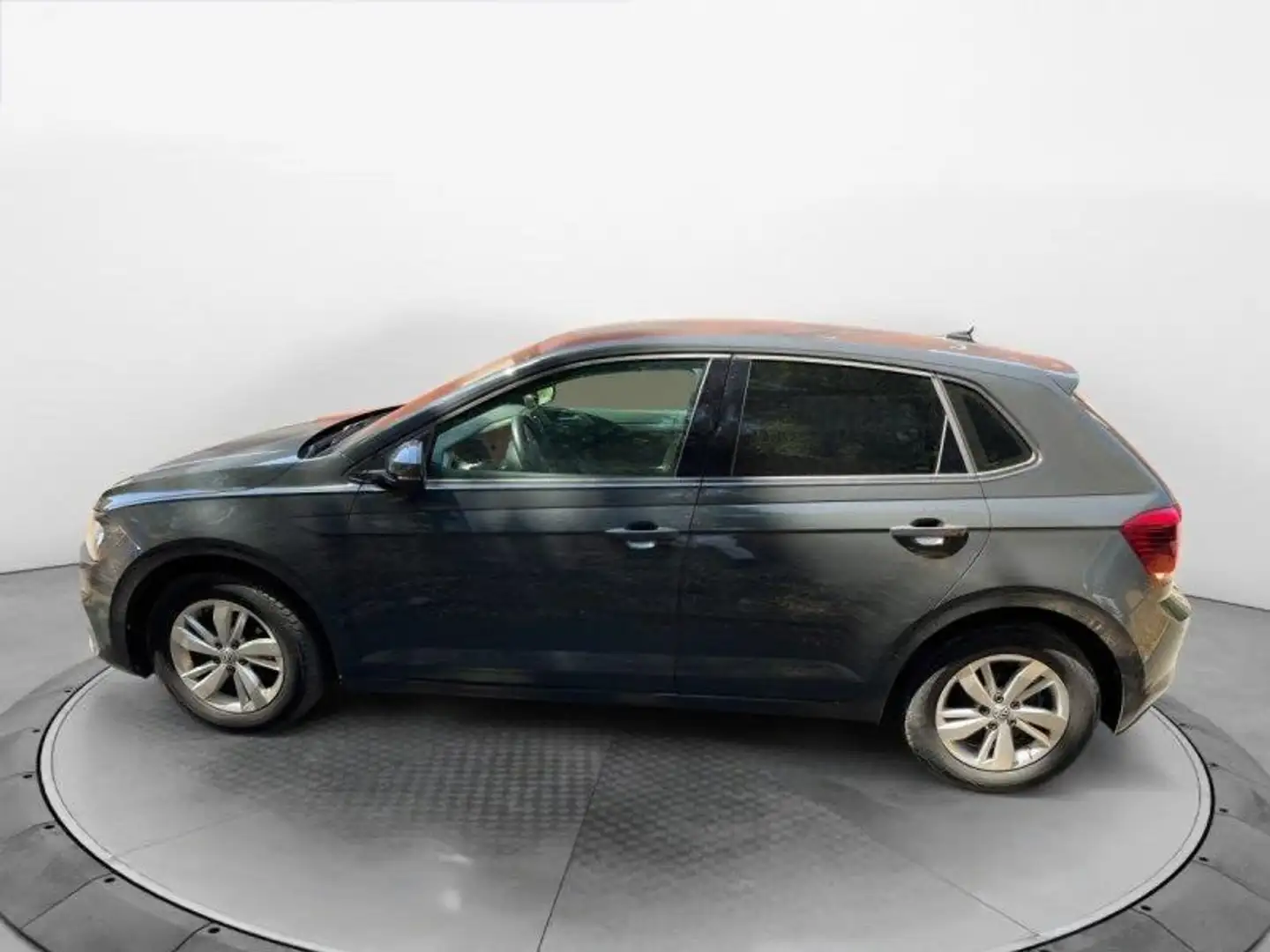 Volkswagen Polo 1.0 TSI 95 DSG7 Confortline Business - 2