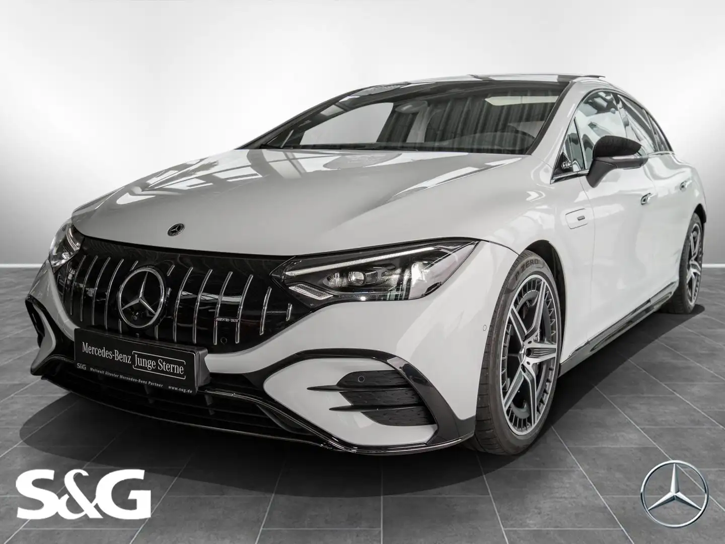 Mercedes-Benz EQE 43 4M Pano, 360°, MBUX, LED, HUD, Blanco - 1