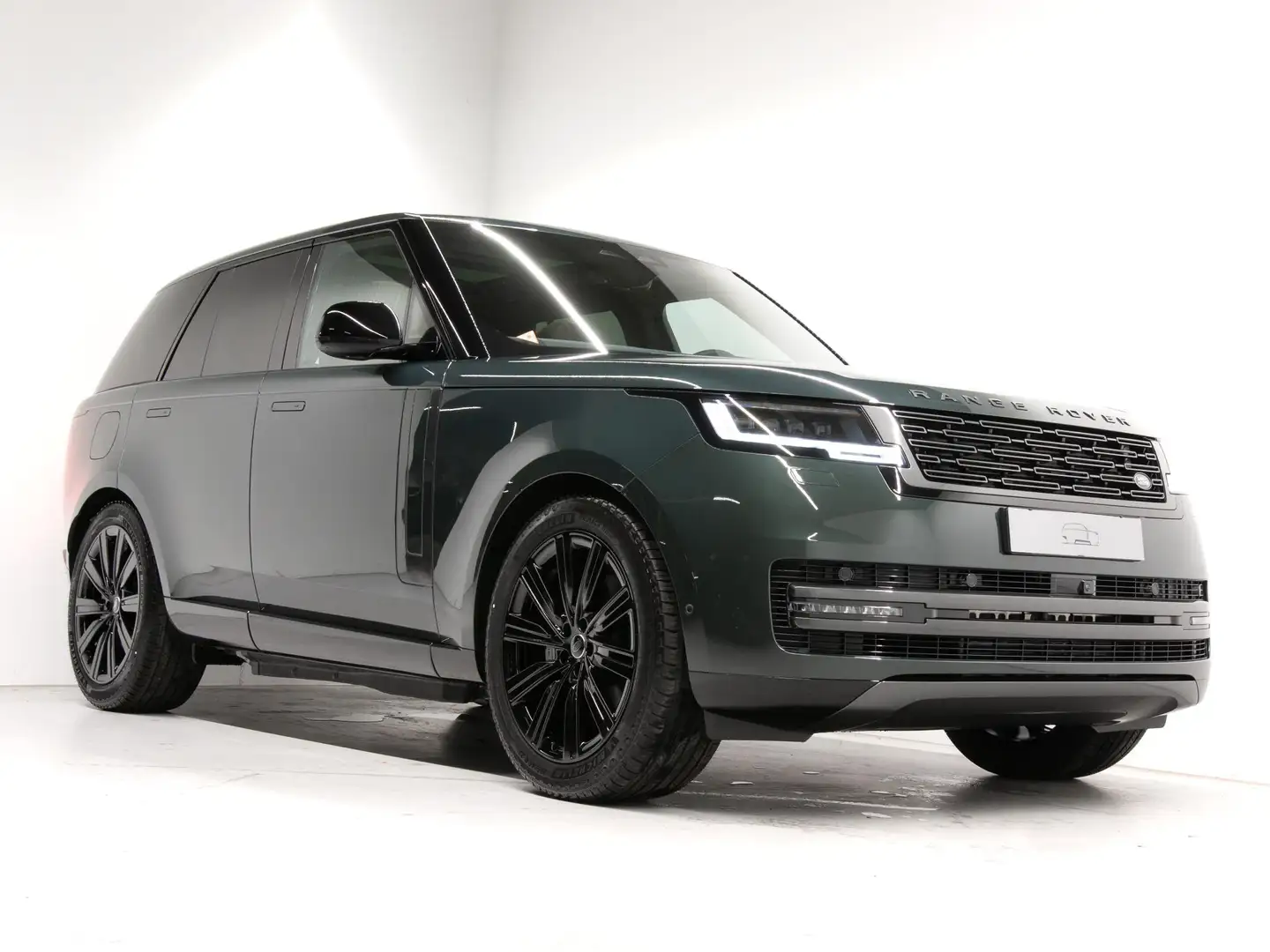 Land Rover Range Rover 3.0 P460e HSE PHEV Зелений - 2