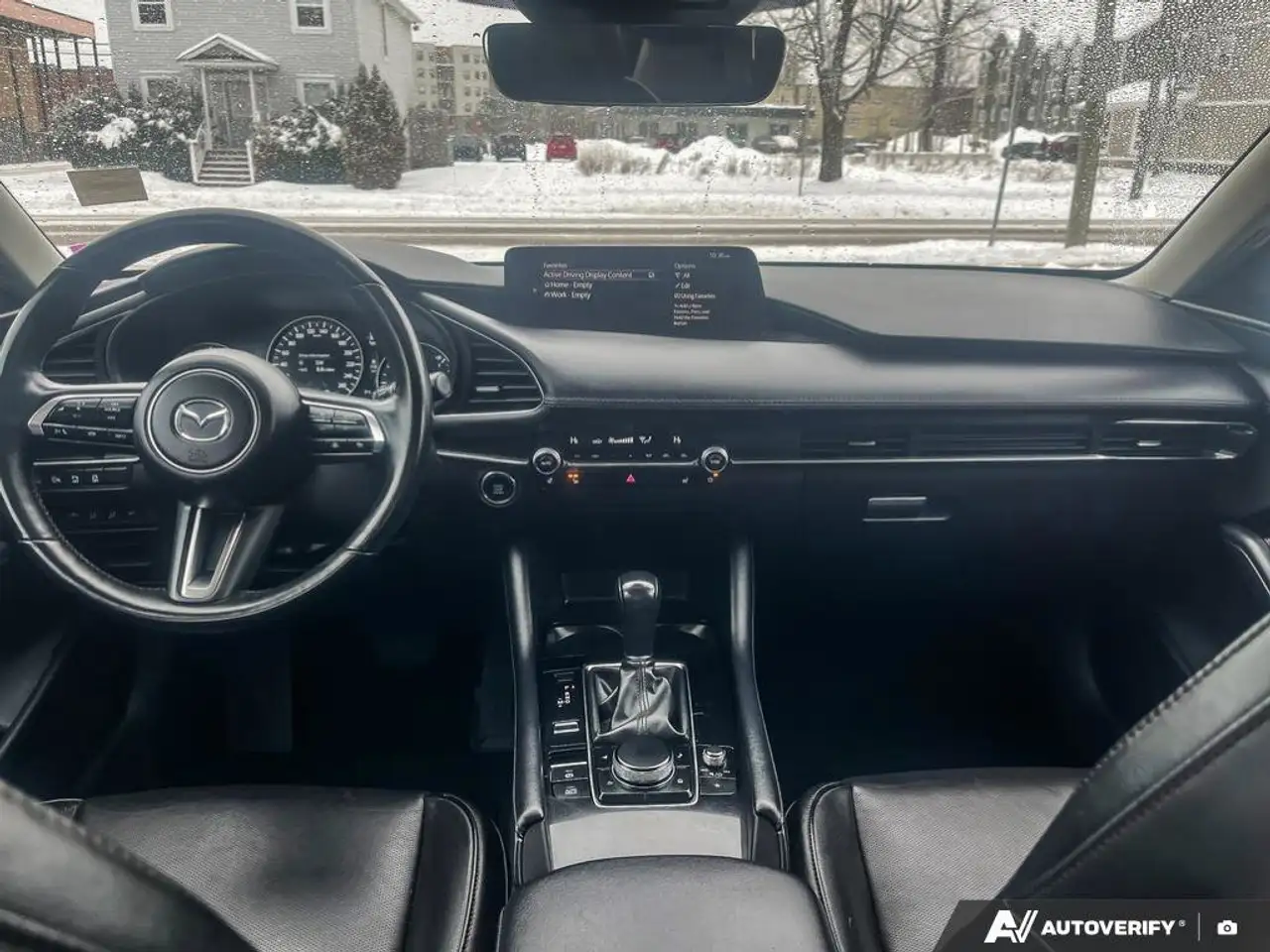 Mazda 3 снимка Mazda 3