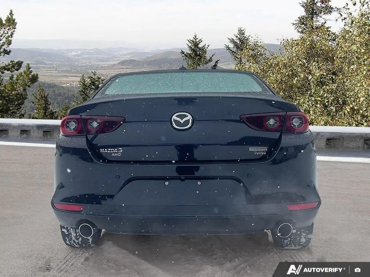Mazda 3 снимка Mazda 3