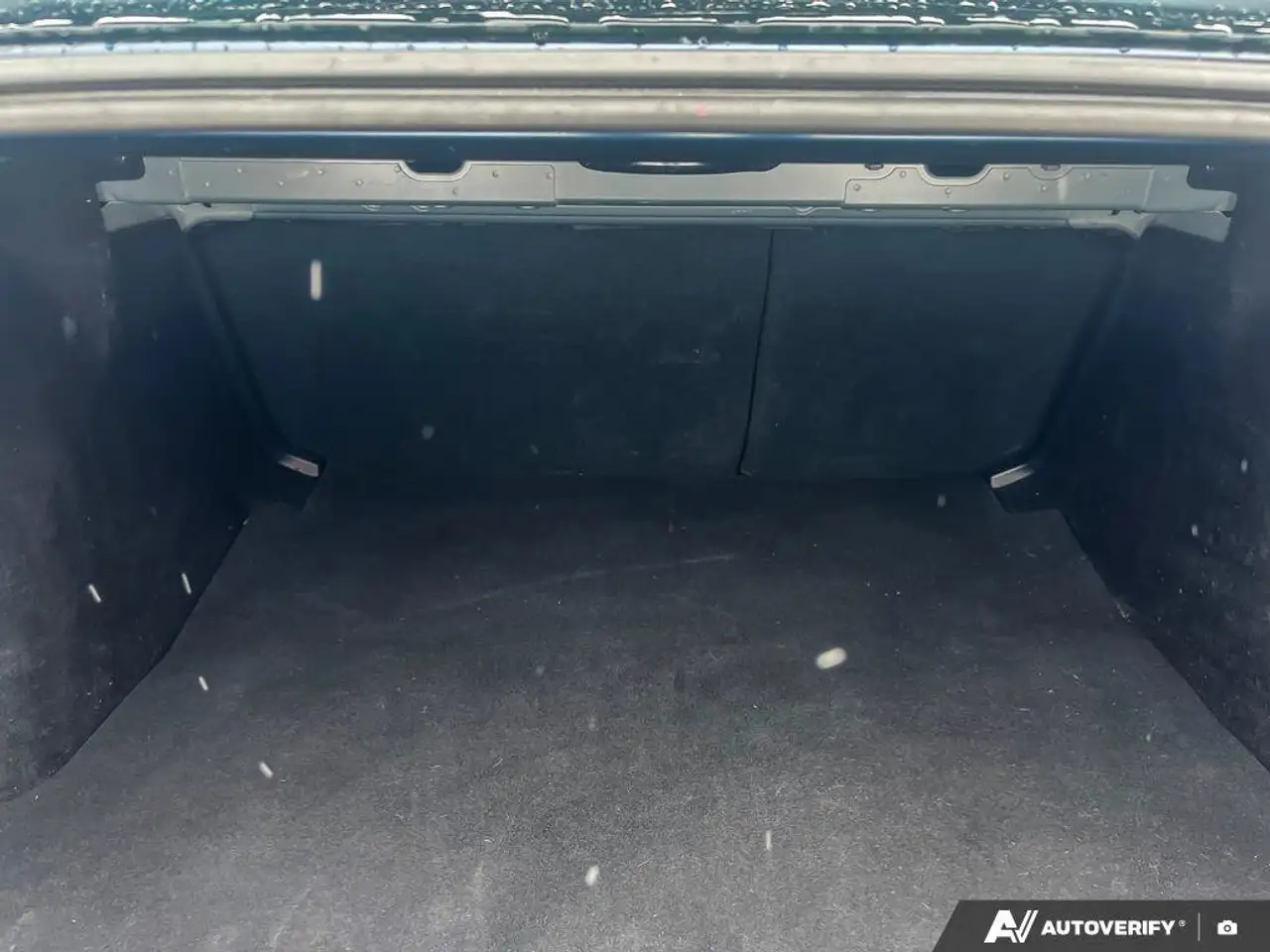 Mazda 3 снимка Mazda 3