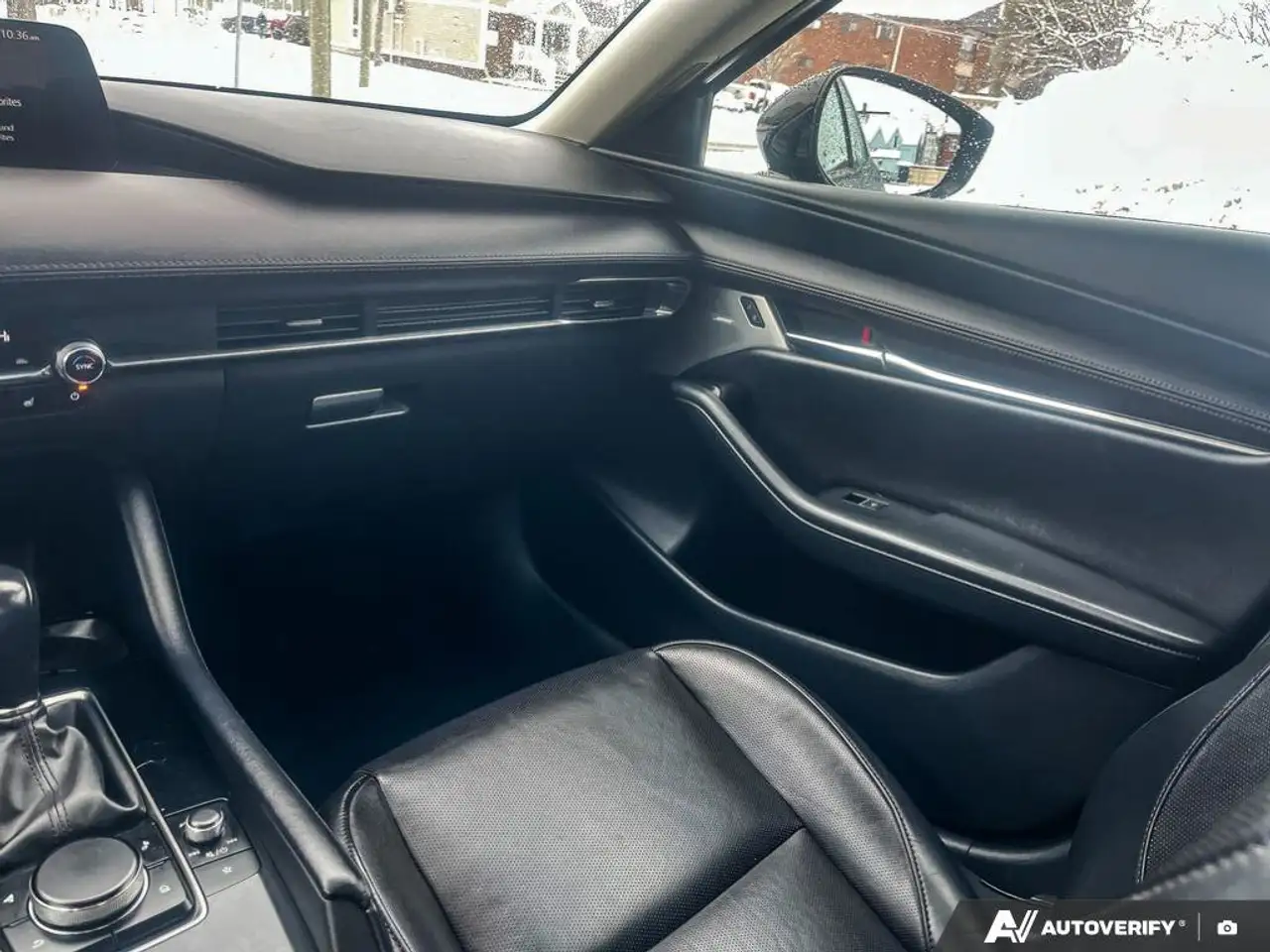 Mazda 3 снимка Mazda 3