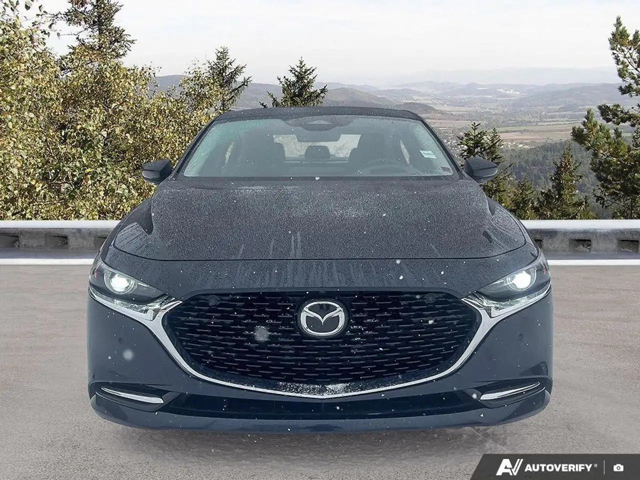 Mazda 3 снимка Mazda 3