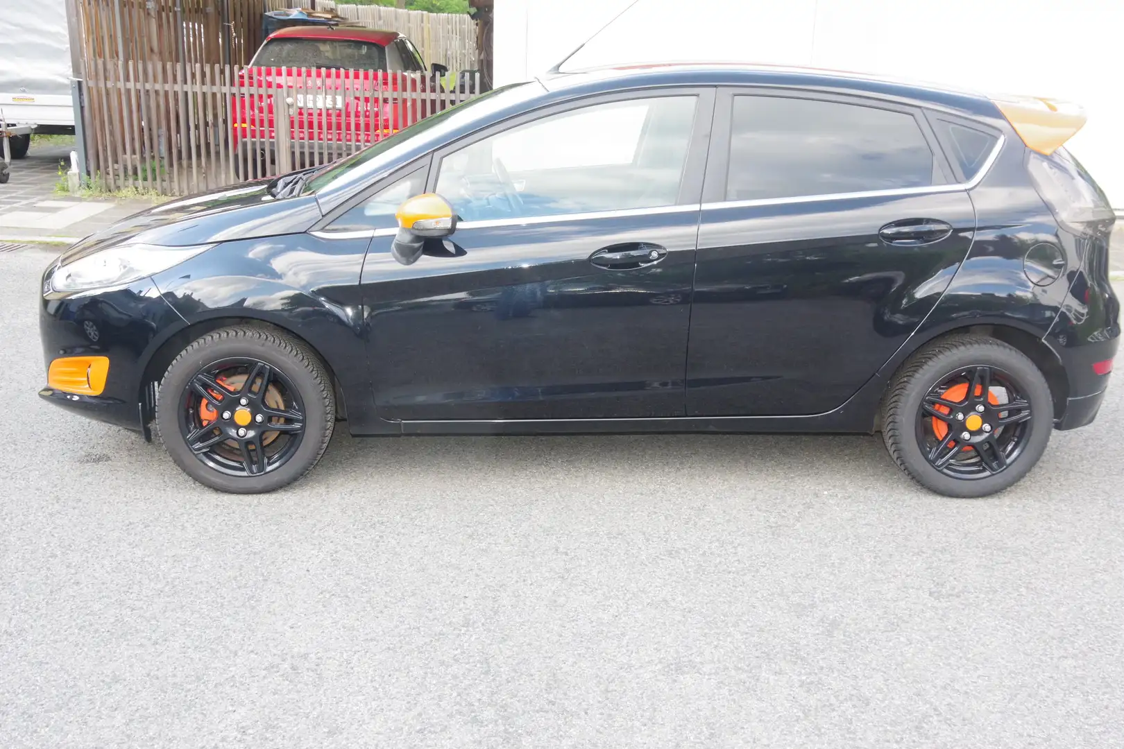 Ford Fiesta Fiesta  5-Türer 1.25 Titanium Schwarz - 2