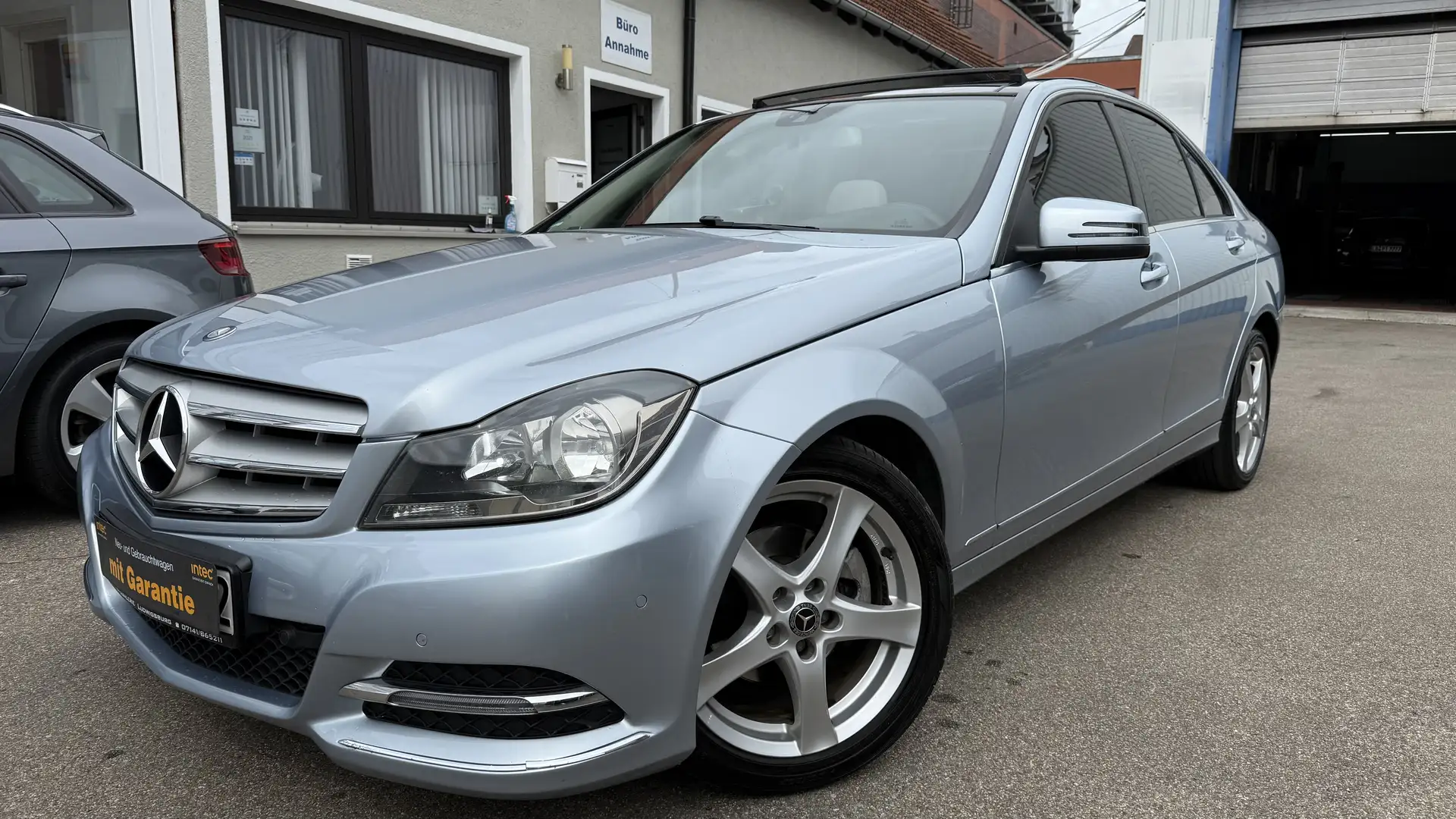 Mercedes-Benz C 200 CDI BlueEfficiency Avantgarde PANO COMAND LED AHK Argent - 1