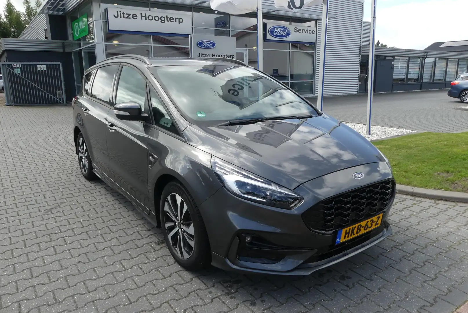 Ford S-Max 2.5i HEV 5P ST LINE NAVI,ADAPTIVE CRUISE,TREKHAAK Grijs - 1