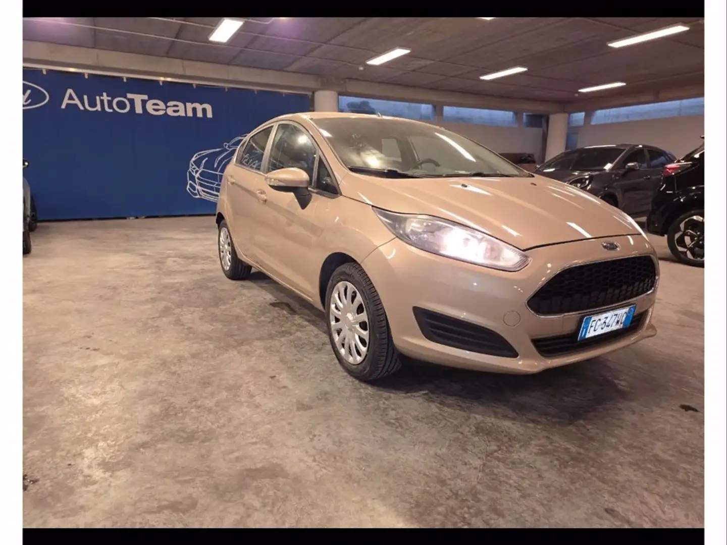 Ford Fiesta 5p 1.5 tdci business 75cv e6 Beige - 2