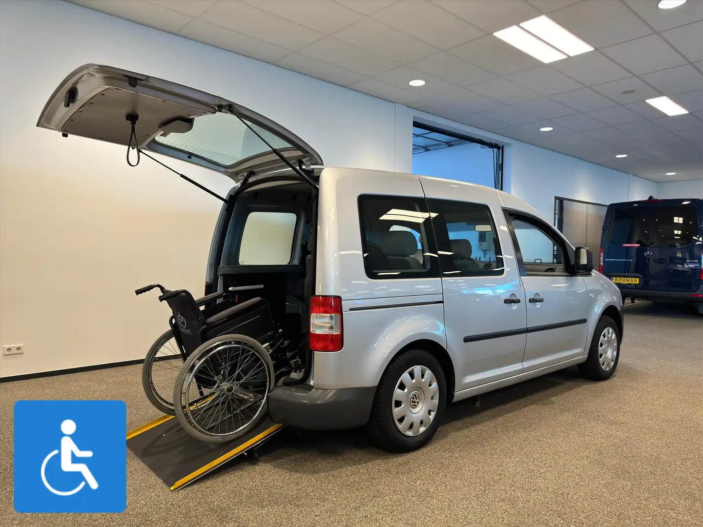 Volkswagen Caddy Rolstoelauto Gris - 2