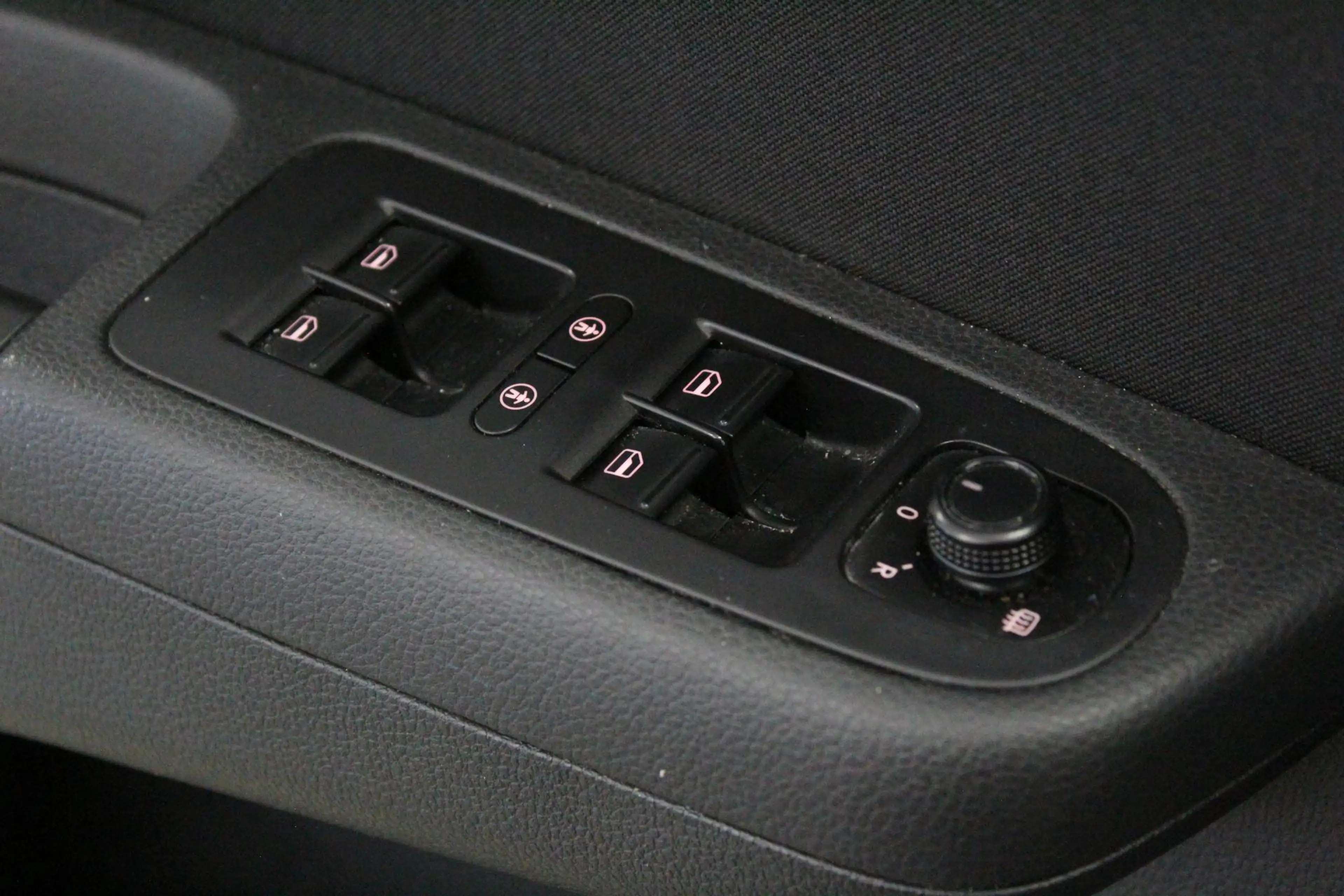 Volkswagen Sharan 2.0 TDI Exclusive Series 7P | STOEL-VERW | ACC | W — photo 34