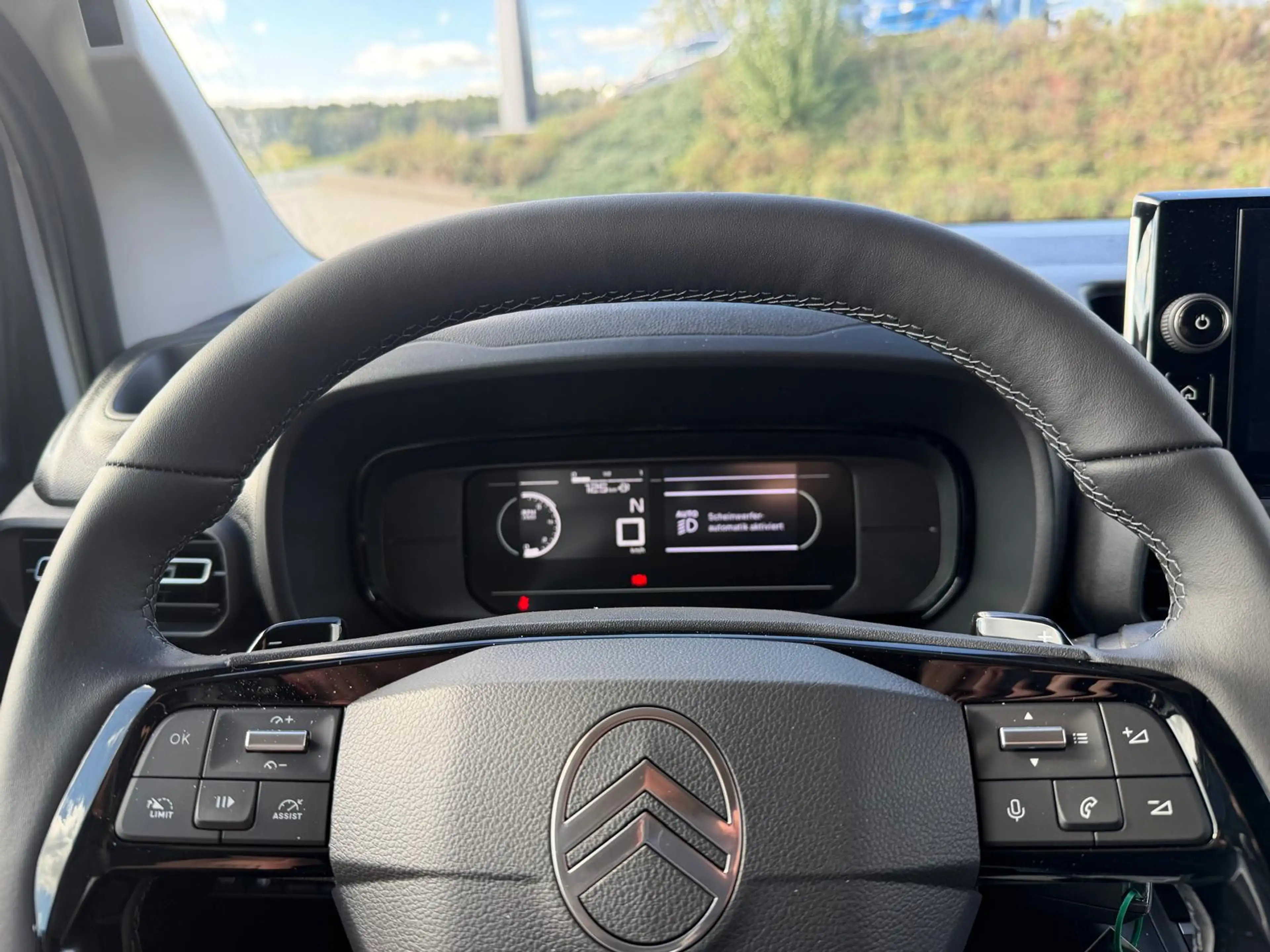 Citroen Berlingo Berlingo 1.5 Diesel 130 XL EHZ EAT8 — photo 12