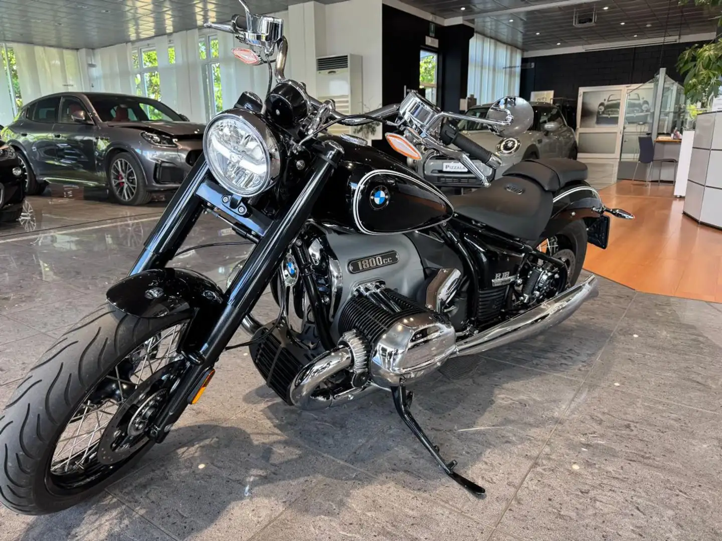 BMW R 18 Black Negru - 2