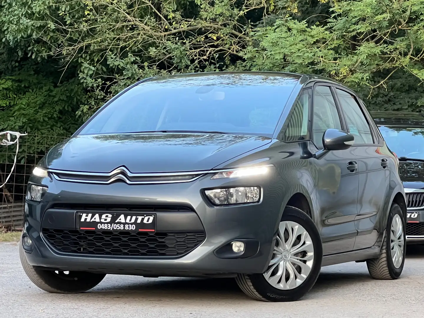 Citroen C4 Picasso 1.6 e-HDi//NAVI//CLIM//CARNET//EURO5B Gris - 1