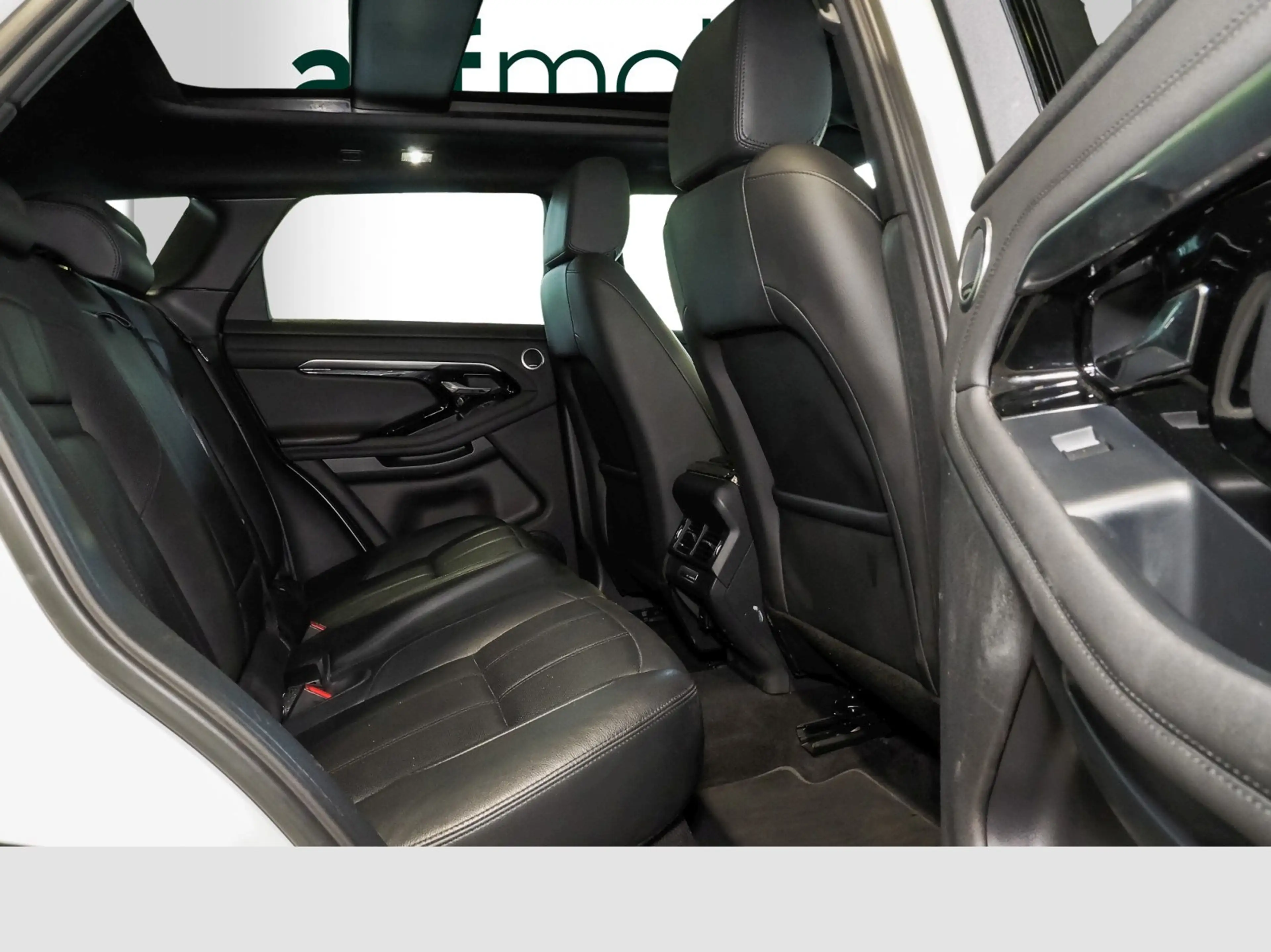 Land Rover Range Rover Evoque R-DYNAMIC SE D 200 MHEV — photo 9