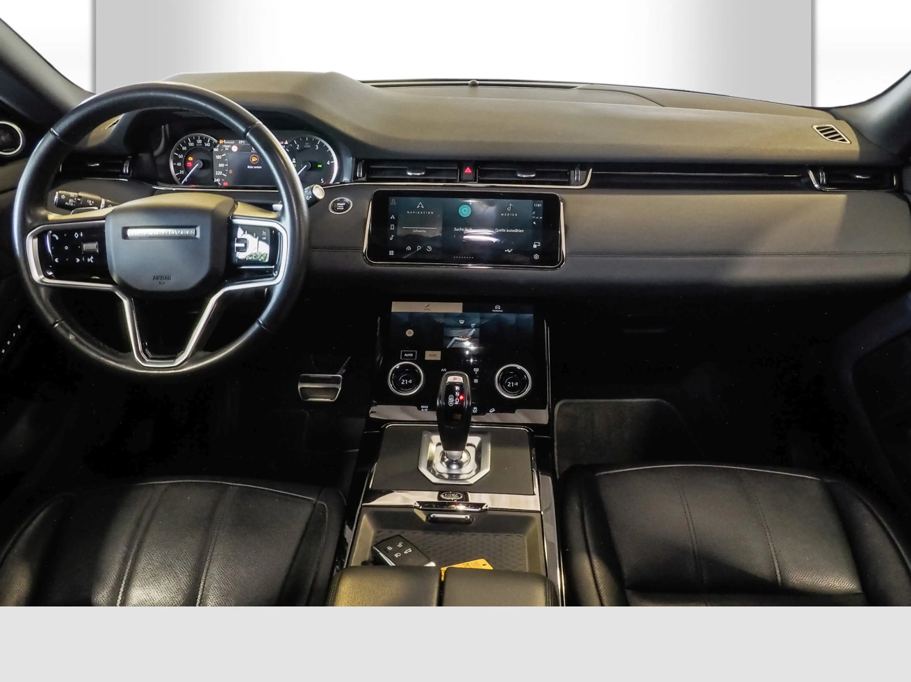 Land Rover Range Rover Evoque R-DYNAMIC SE D 200 MHEV — photo 10