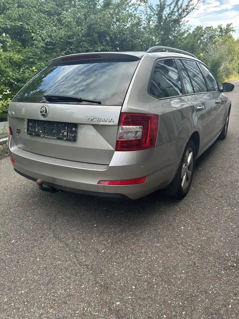 Skoda Octavia Elegance - 1