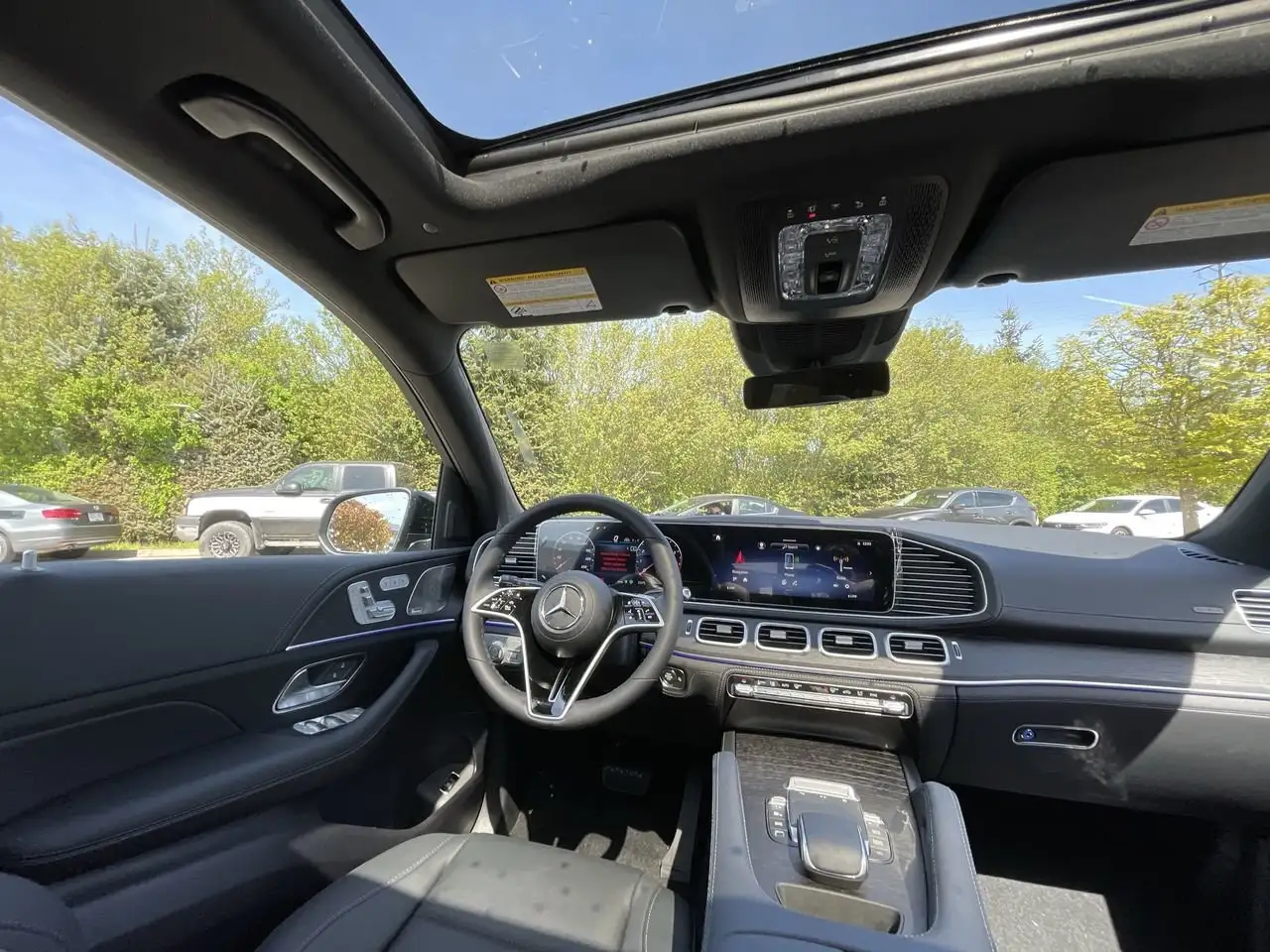 Mercedes-Benz GLE снимка Mercedes-Benz GLE