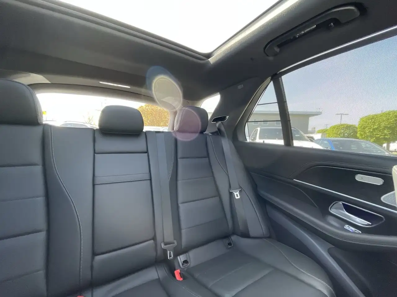 Mercedes-Benz GLE снимка Mercedes-Benz GLE